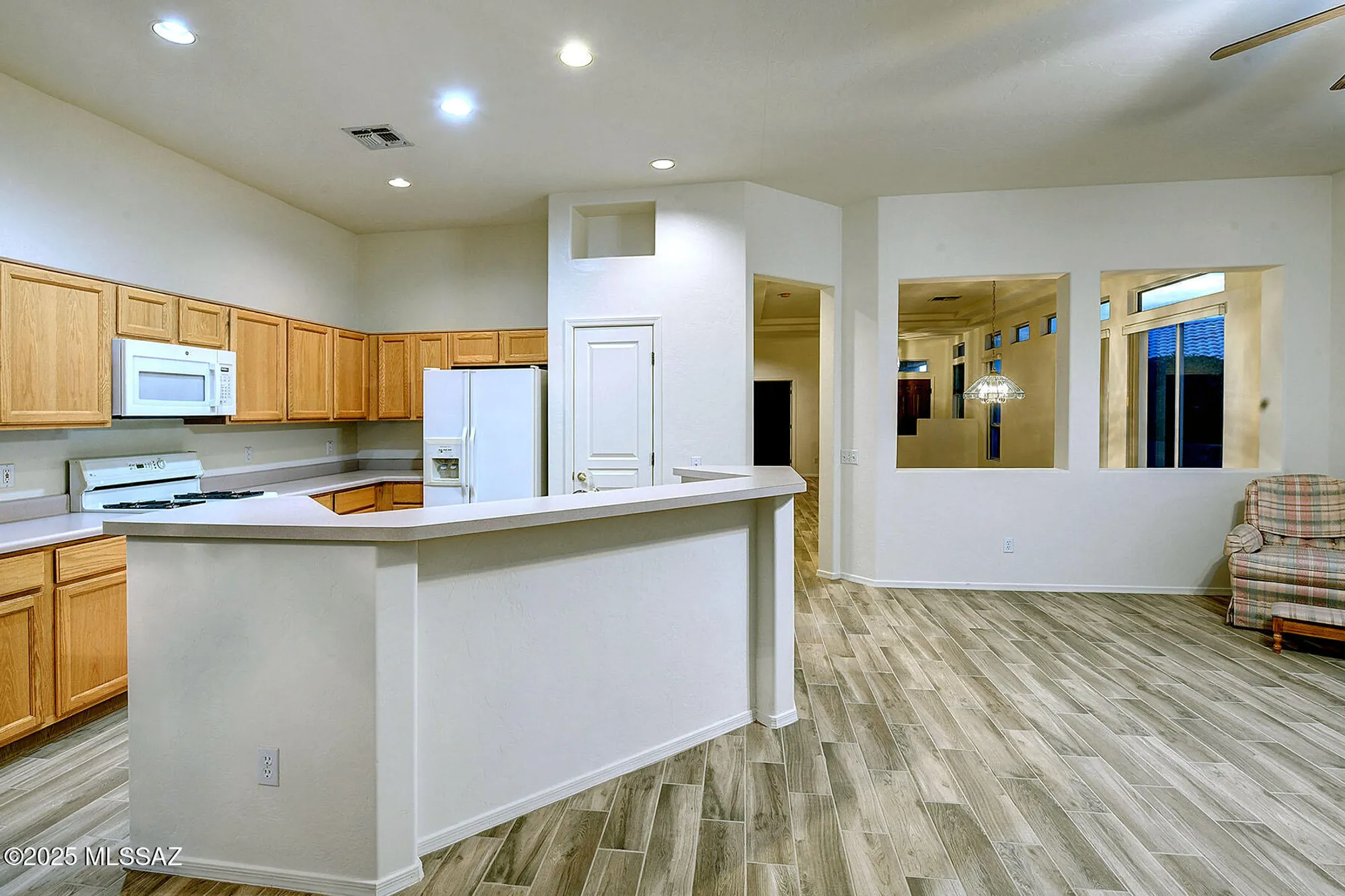 Property Slideshow image 7 of 50 | 345 w continental vista pl, Green Valley, AZ, 85614