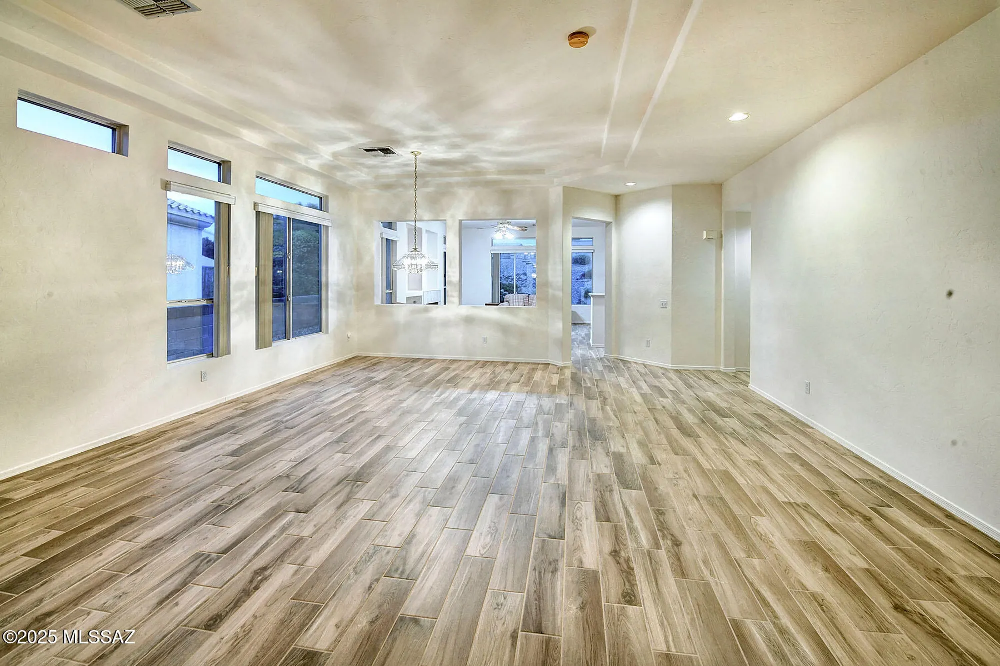 Property Slideshow image 13 of 50 | 345 w continental vista pl, Green Valley, AZ, 85614