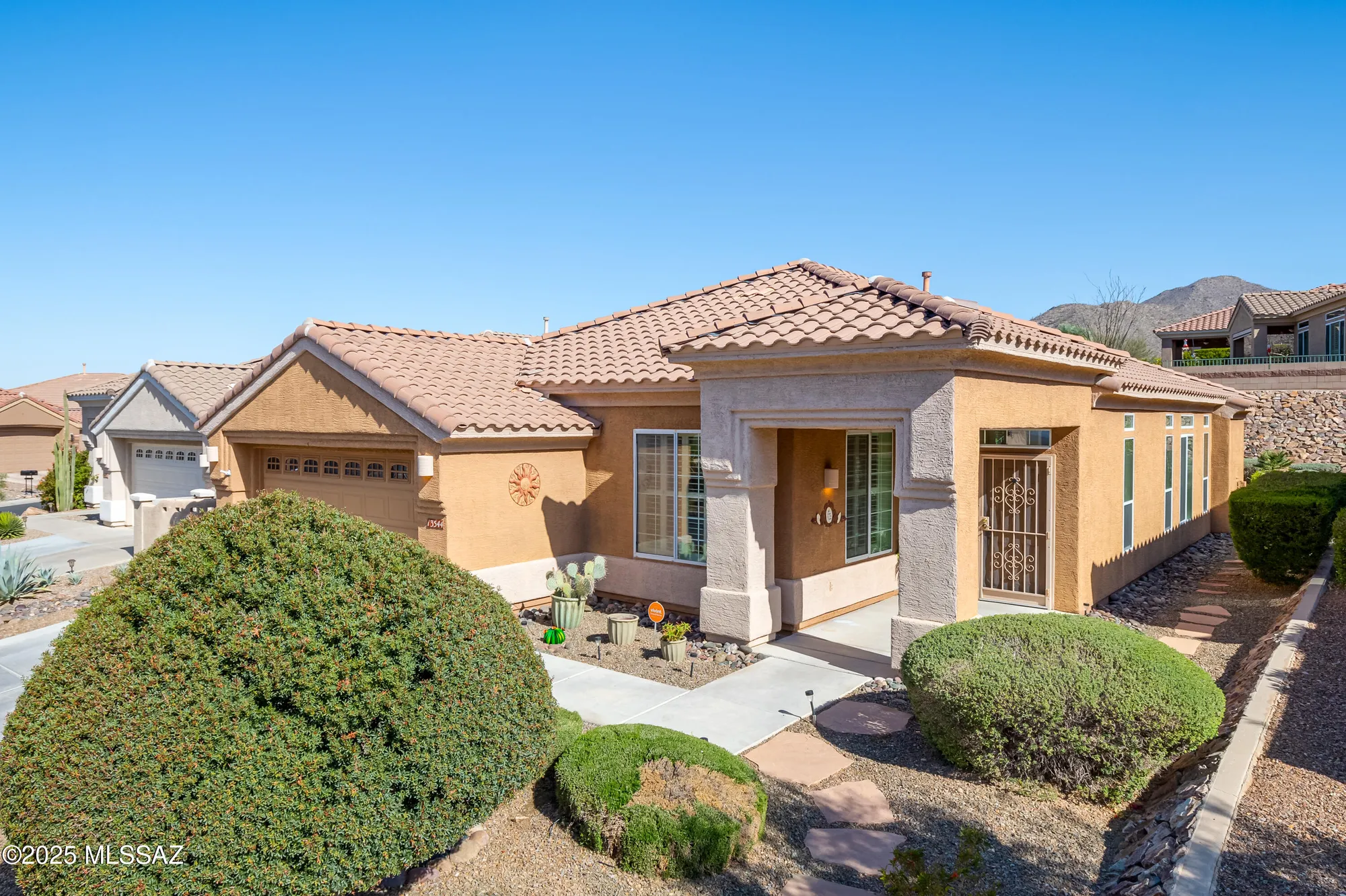 Property Slideshow image 1 of 41 | 13544 n buckhorn cholla dr, Marana, AZ, 85658