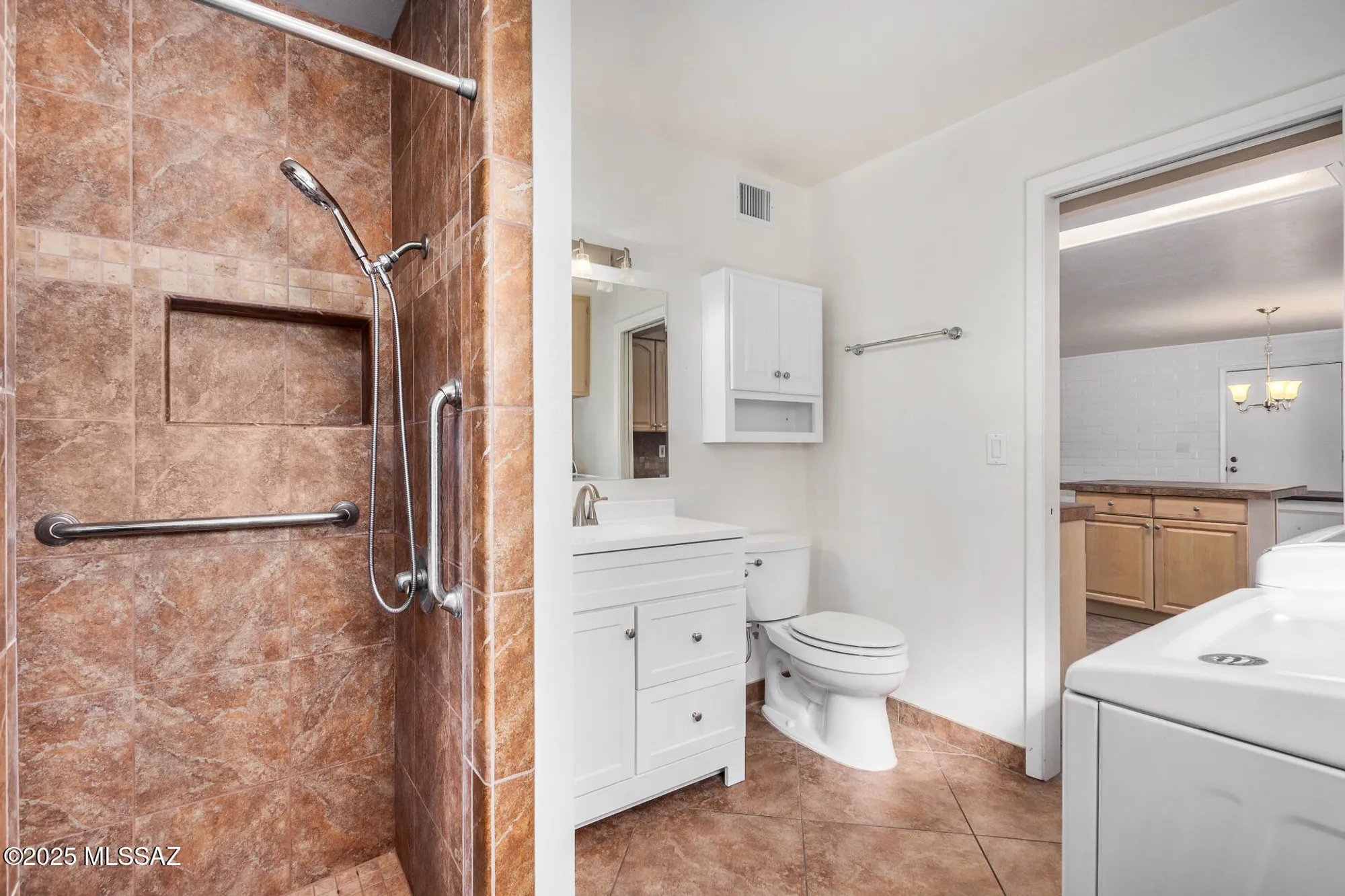 Property Slideshow image 19 of 31 | 741 s abrego dr, Green Valley, AZ, 85614