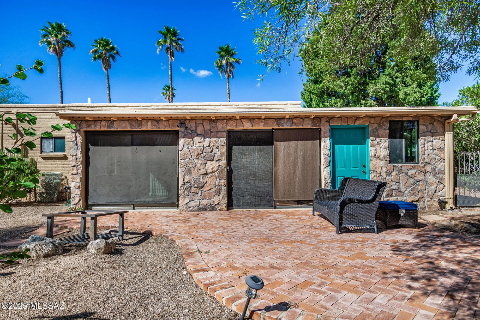 Property Slideshow image 28 of 31 | 741 s abrego dr, Green Valley, AZ, 85614
