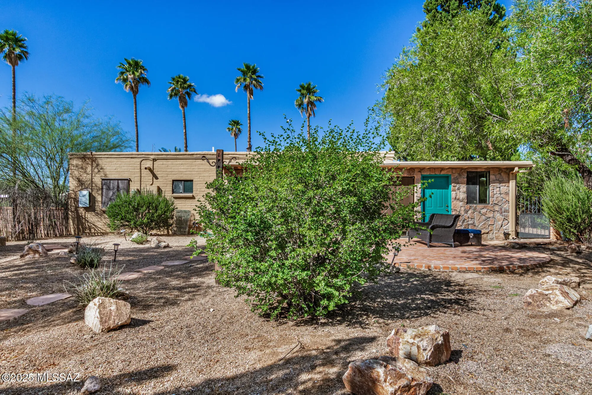 Property Slideshow image 30 of 31 | 741 s abrego dr, Green Valley, AZ, 85614