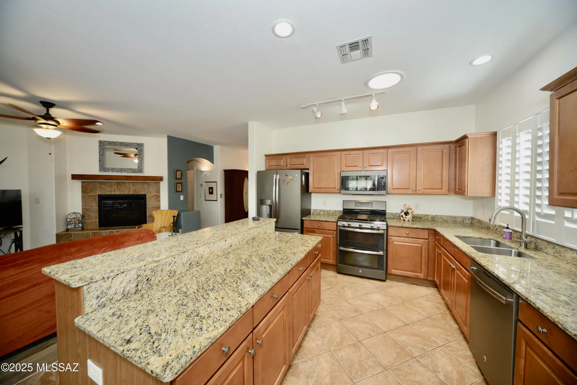 Property Slideshow image 9 of 46 | 610 w rio teras, Green Valley, AZ, 85614