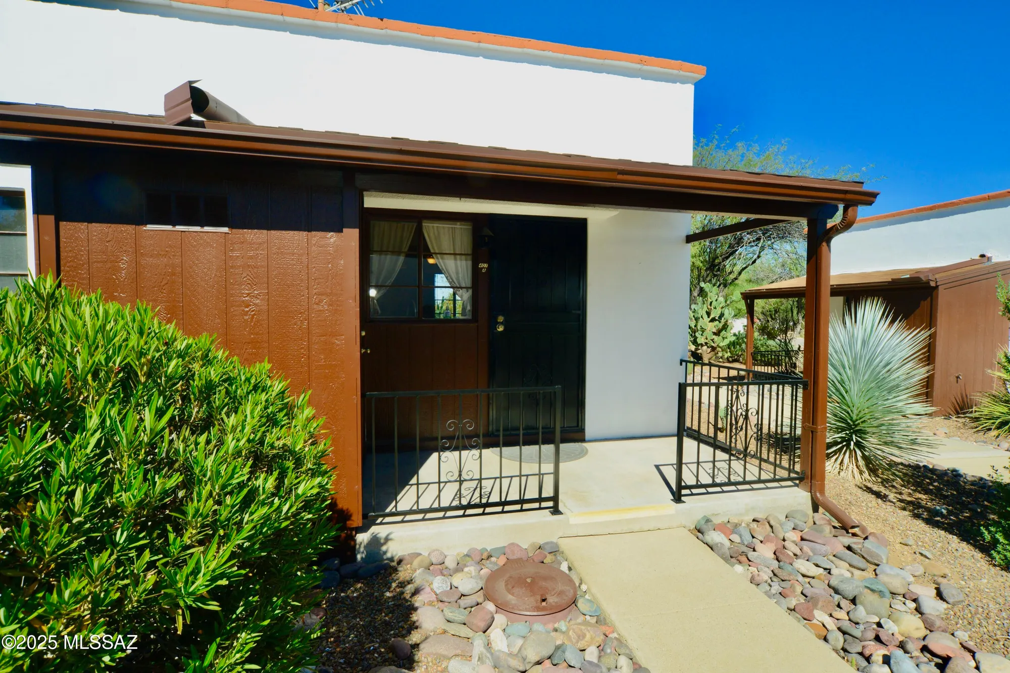 Property Slideshow image 19 of 23 | 401 w esperanza blvd a, Green Valley, AZ, 85614