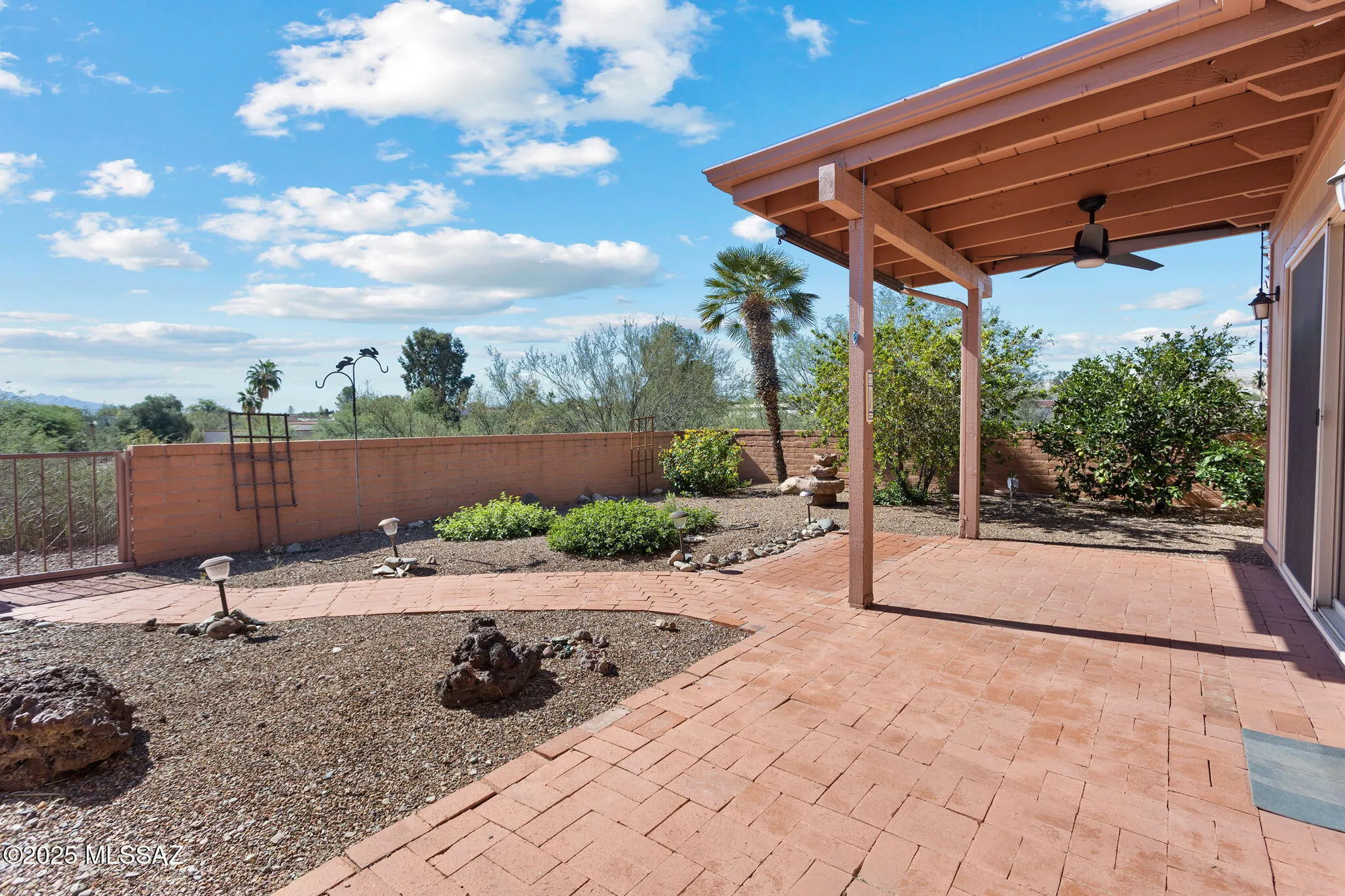 Property Slideshow image 22 of 33 | 825 w bella vista dr, Green Valley, AZ, 85614