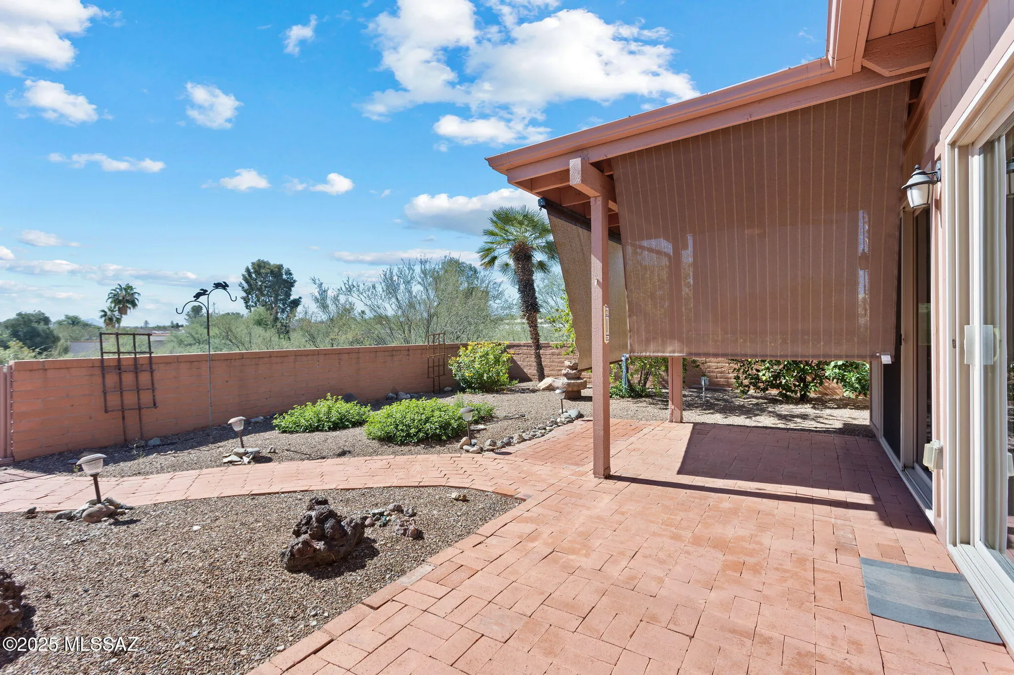 Property Slideshow image 23 of 33 | 825 w bella vista dr, Green Valley, AZ, 85614