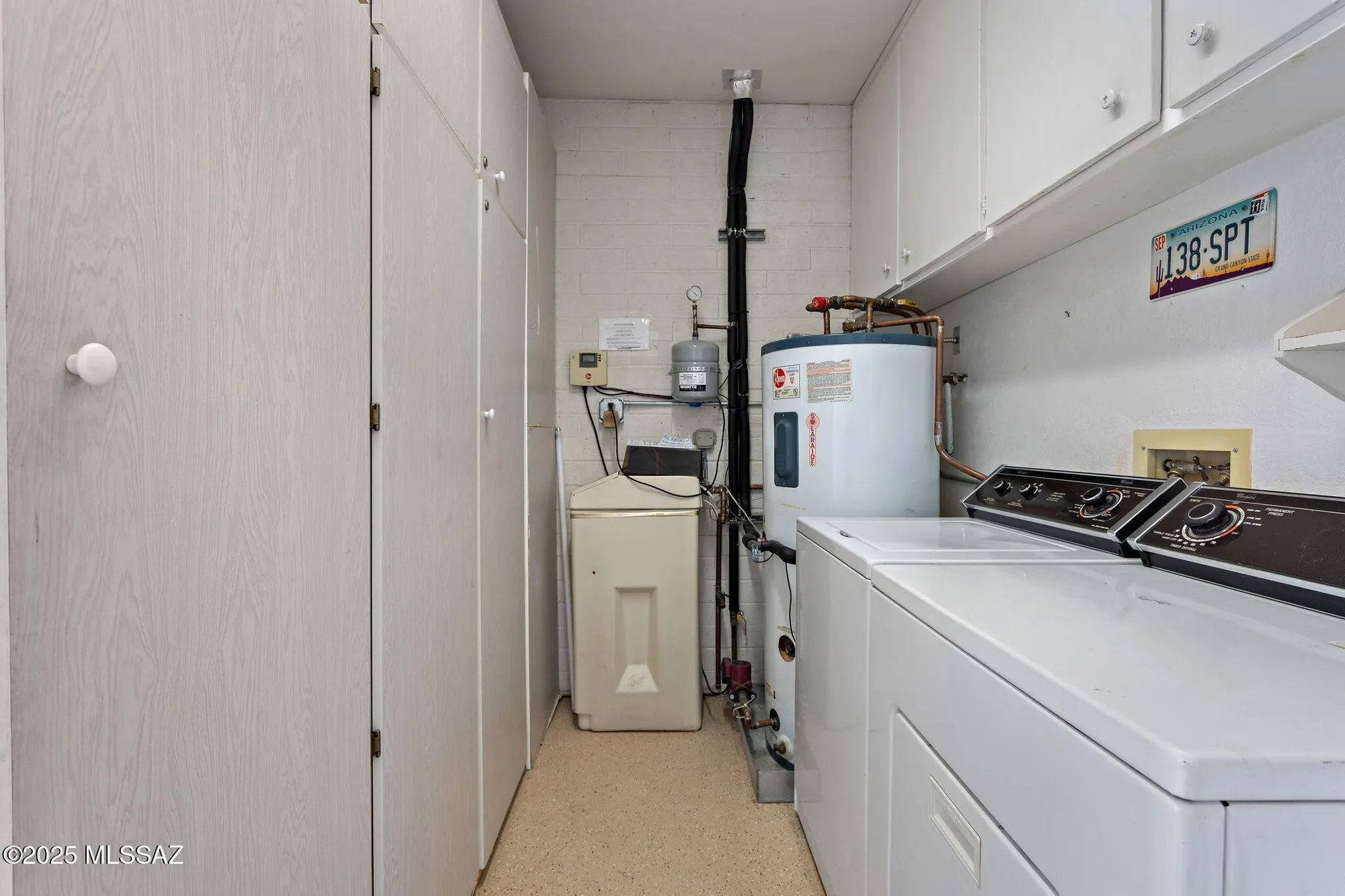 Property Slideshow image 7 of 33 | 825 w bella vista dr, Green Valley, AZ, 85614