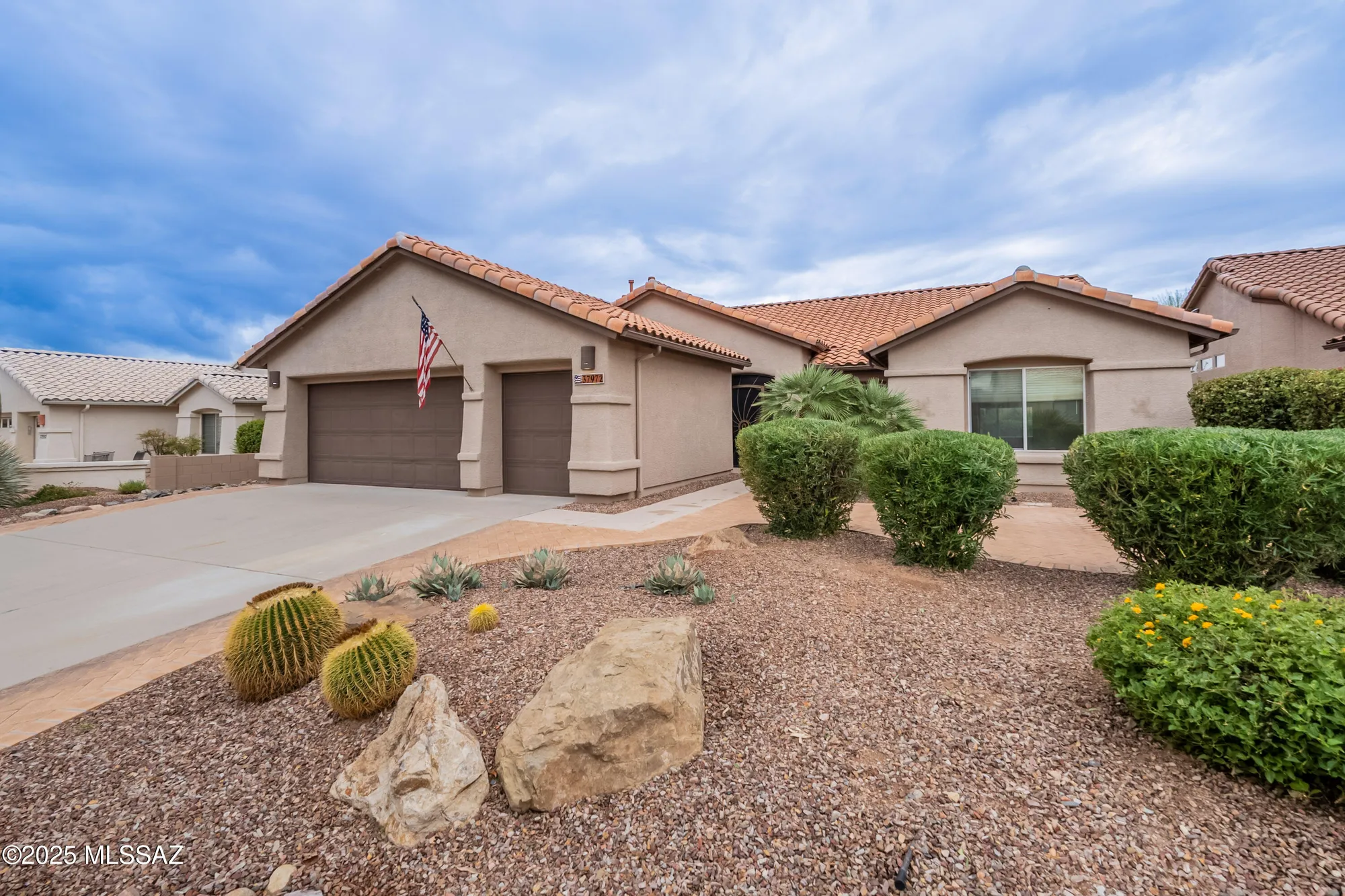 Property Slideshow image 1 of 41 | 37972 s boulder wind dr, Saddlebrooke, AZ, 85739