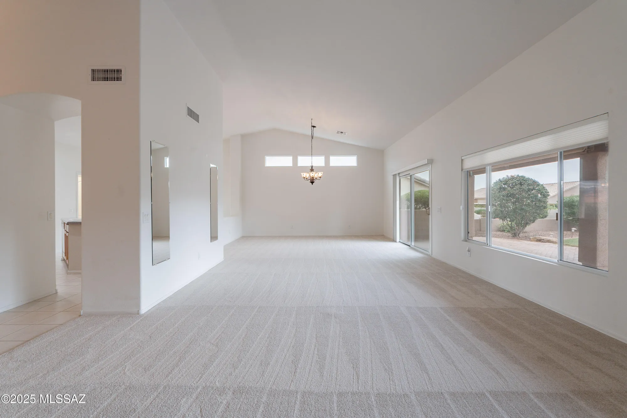 Property Slideshow image 10 of 41 | 37972 s boulder wind dr, Saddlebrooke, AZ, 85739