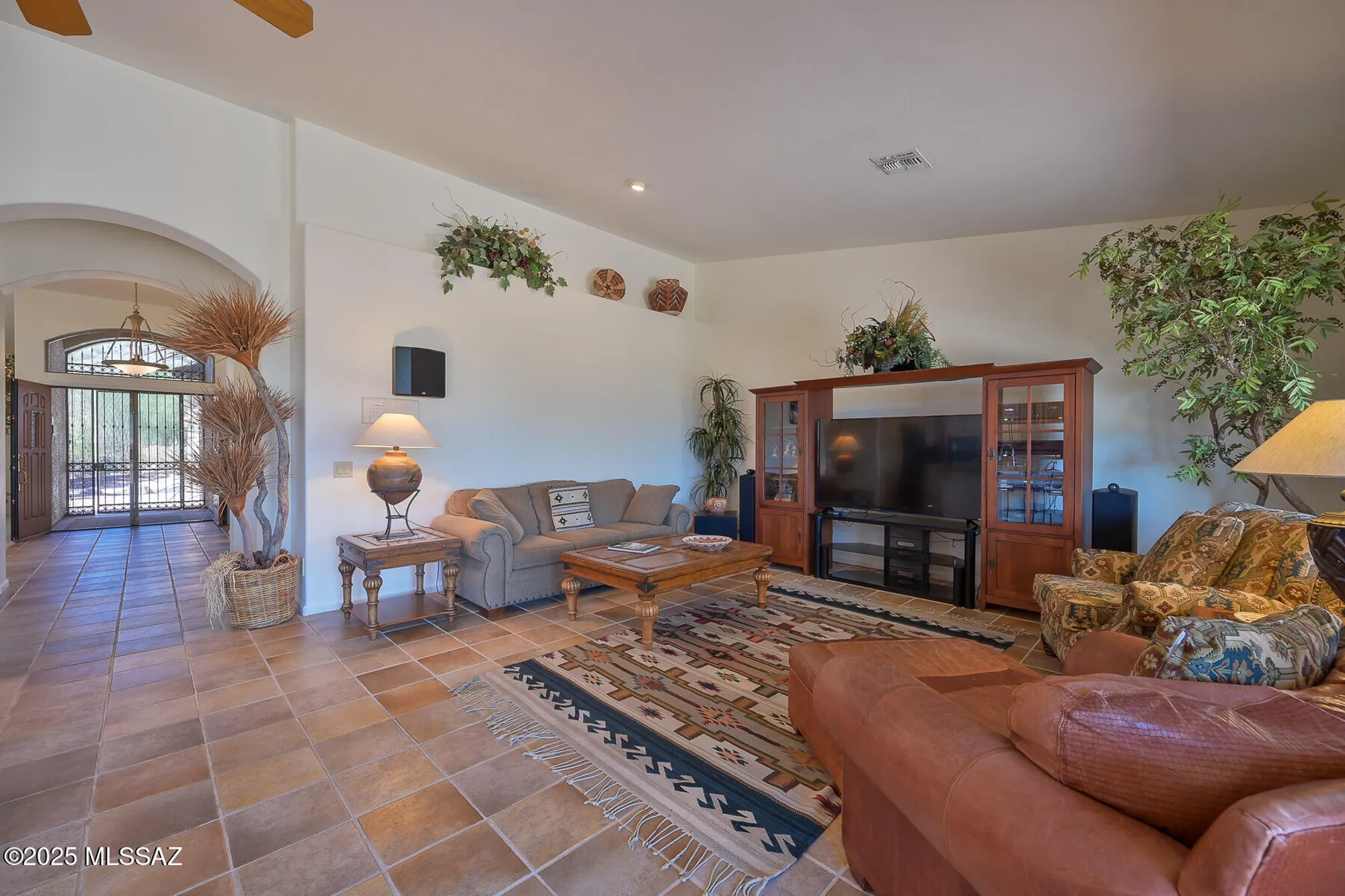Property Slideshow image 11 of 49 | 38113 s granite crest dr, Saddlebrooke, AZ, 85739