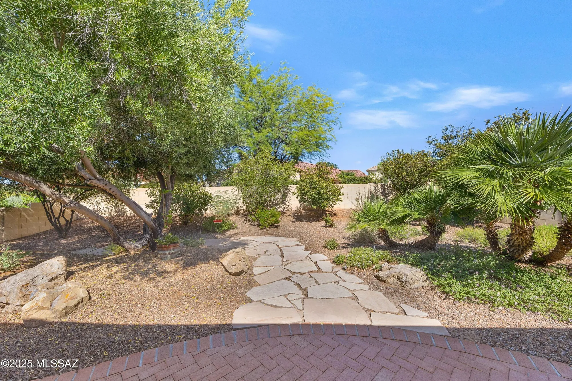 Property Slideshow image 37 of 49 | 61778 e redwood dr, Tucson, AZ, 85739