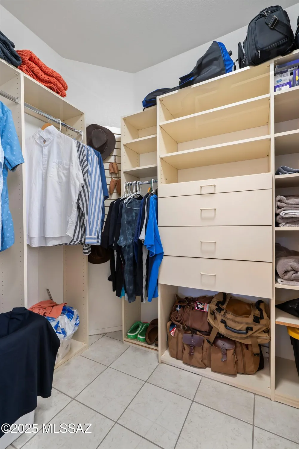 Property Slideshow image 18 of 36 | 7708 w wildflower crest way, Tucson, AZ, 85743