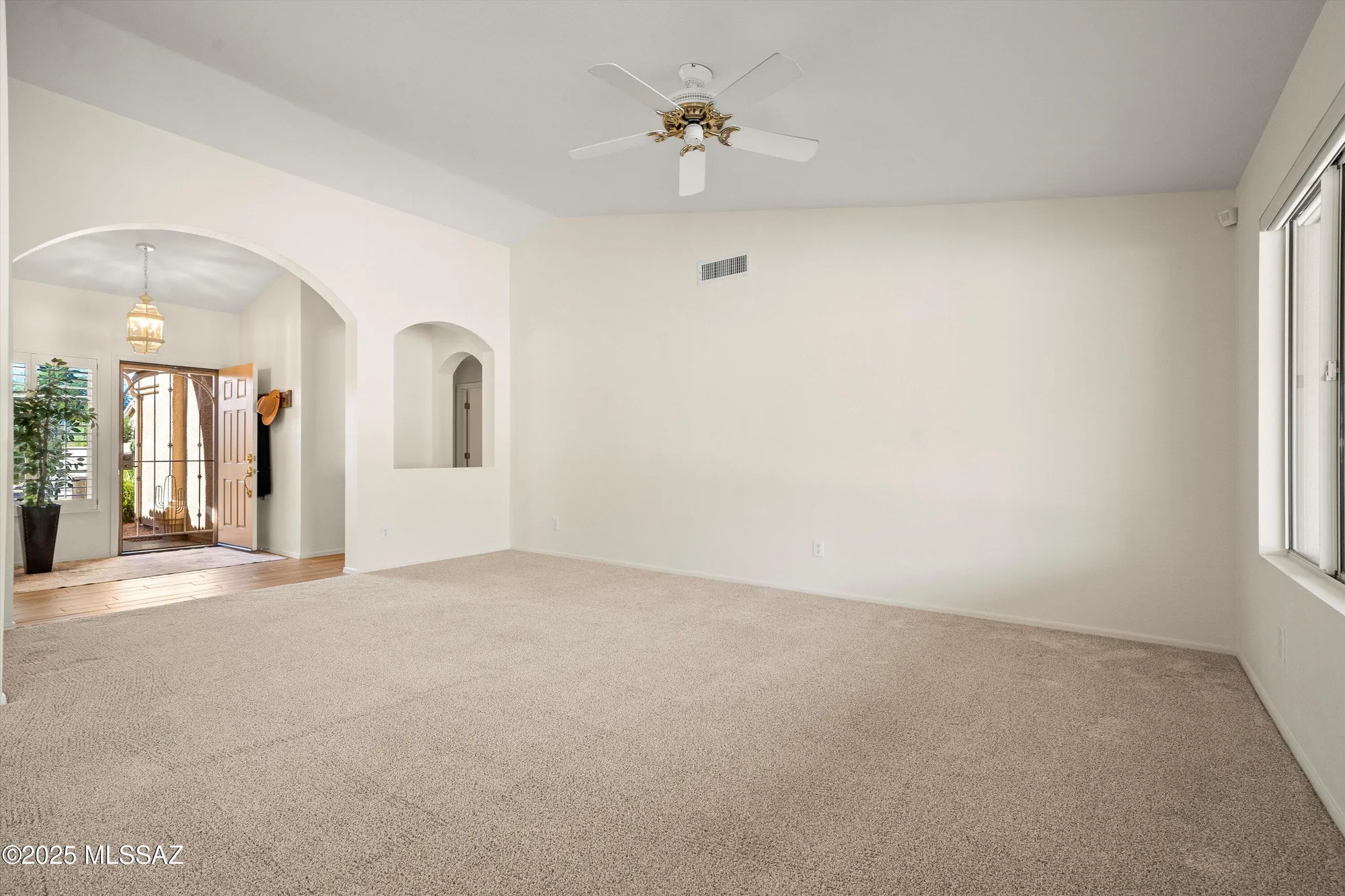 Property Slideshow image 8 of 47 | 65856 e rocky trail dr, Saddlebrooke, AZ, 85739