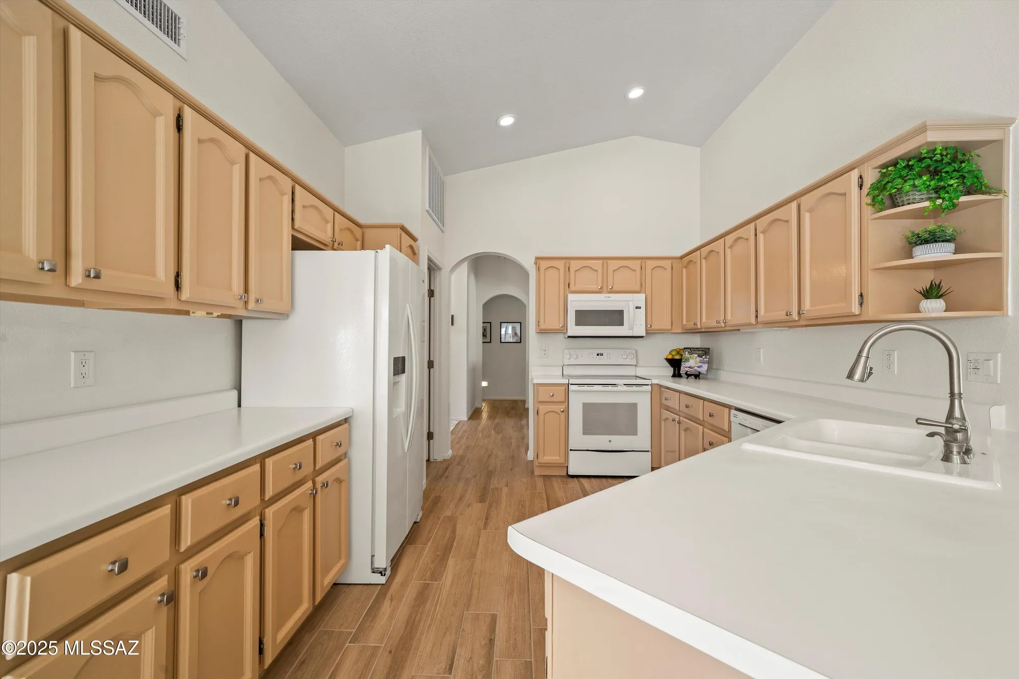 Property Slideshow image 17 of 47 | 65856 e rocky trail dr, Saddlebrooke, AZ, 85739