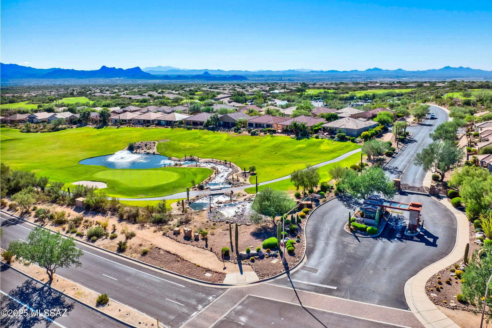 Property Slideshow image 30 of 37 | 12979 n desert flora ln, Marana, AZ, 85658