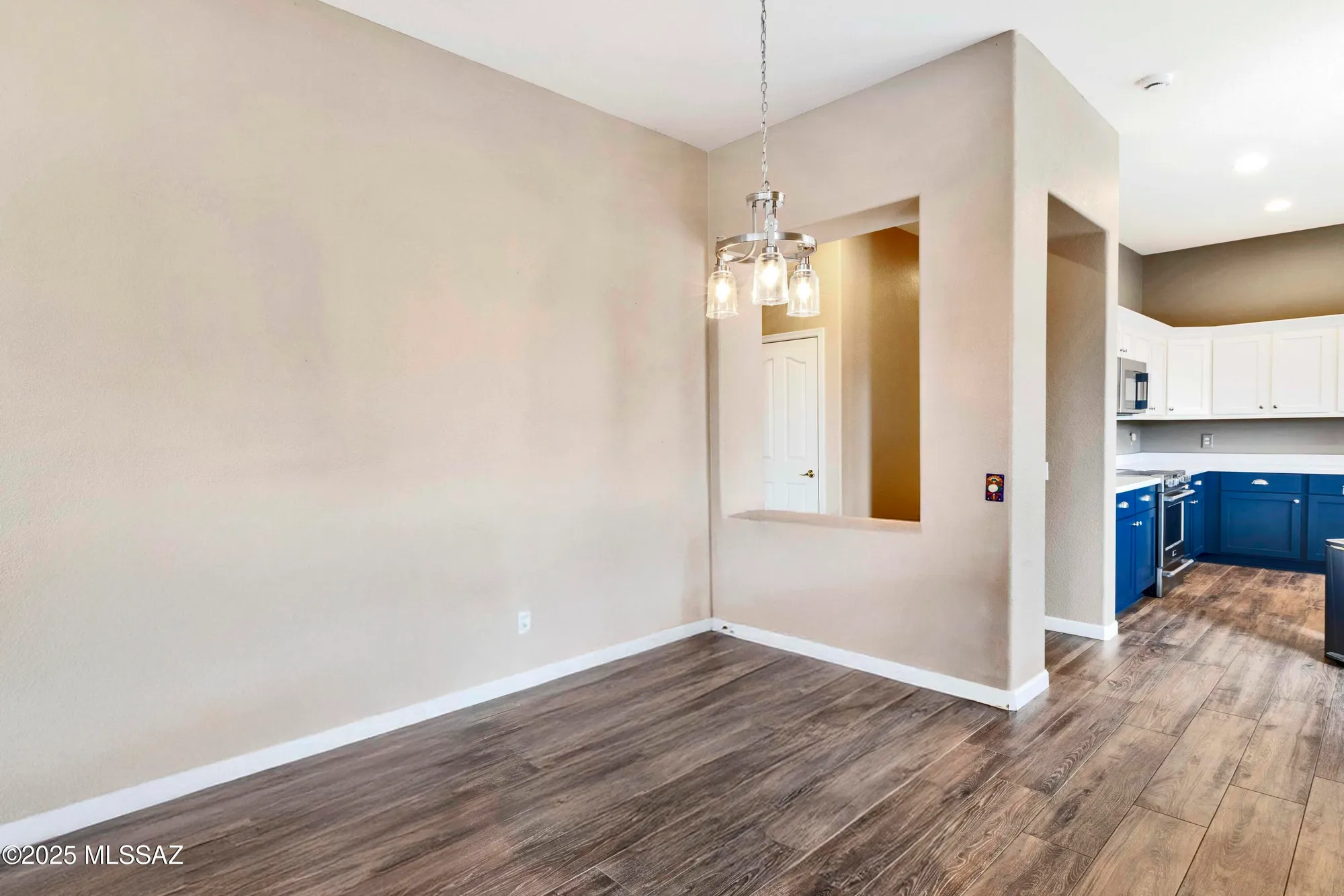 Property Slideshow image 13 of 37 | 12979 n desert flora ln, Marana, AZ, 85658