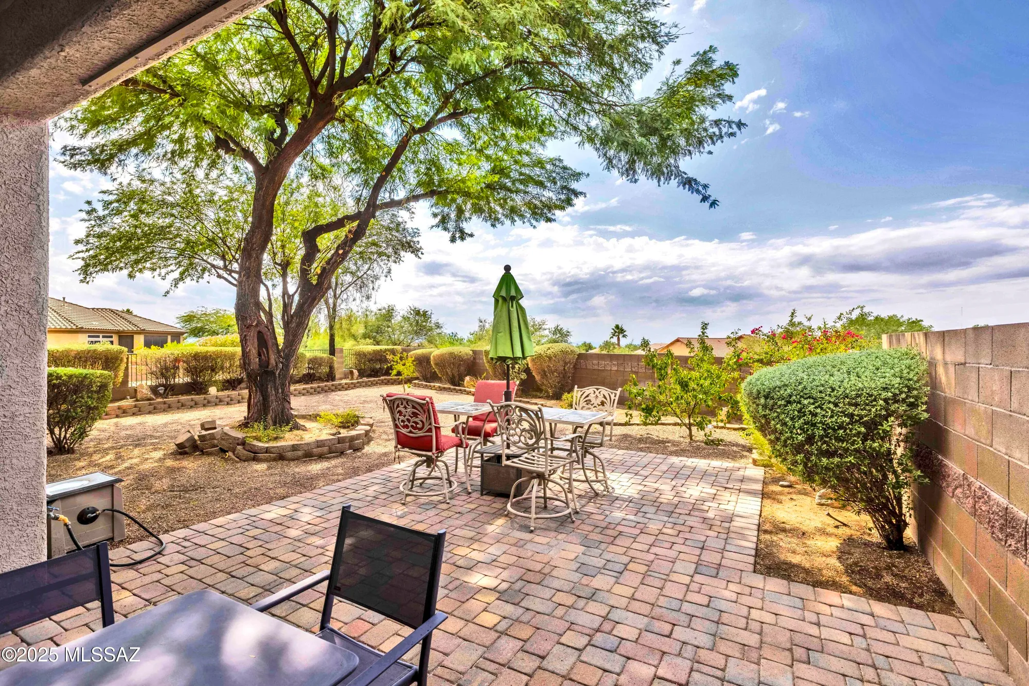 Property Slideshow image 3 of 37 | 12979 n desert flora ln, Marana, AZ, 85658