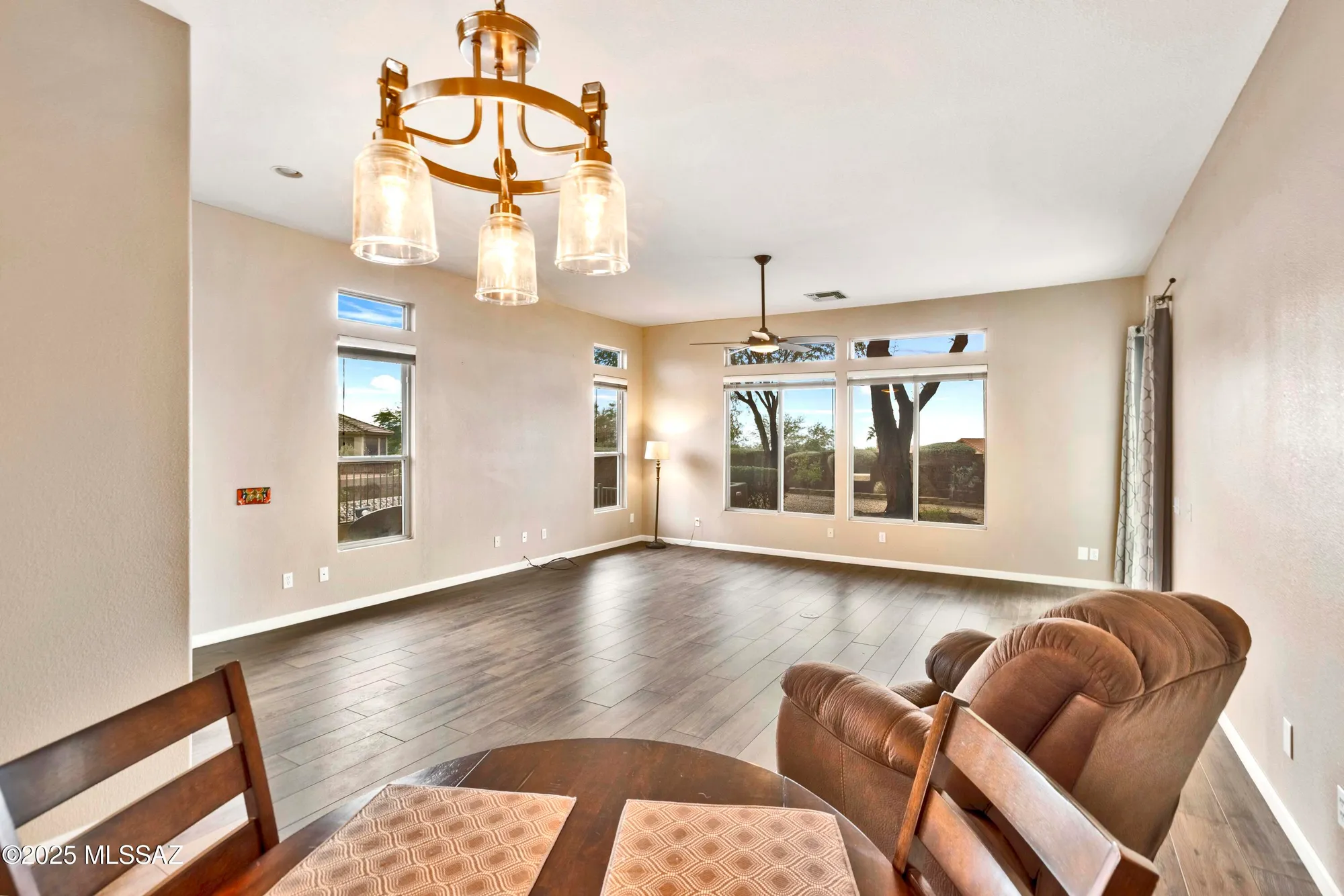 Property Slideshow image 14 of 37 | 12979 n desert flora ln, Marana, AZ, 85658