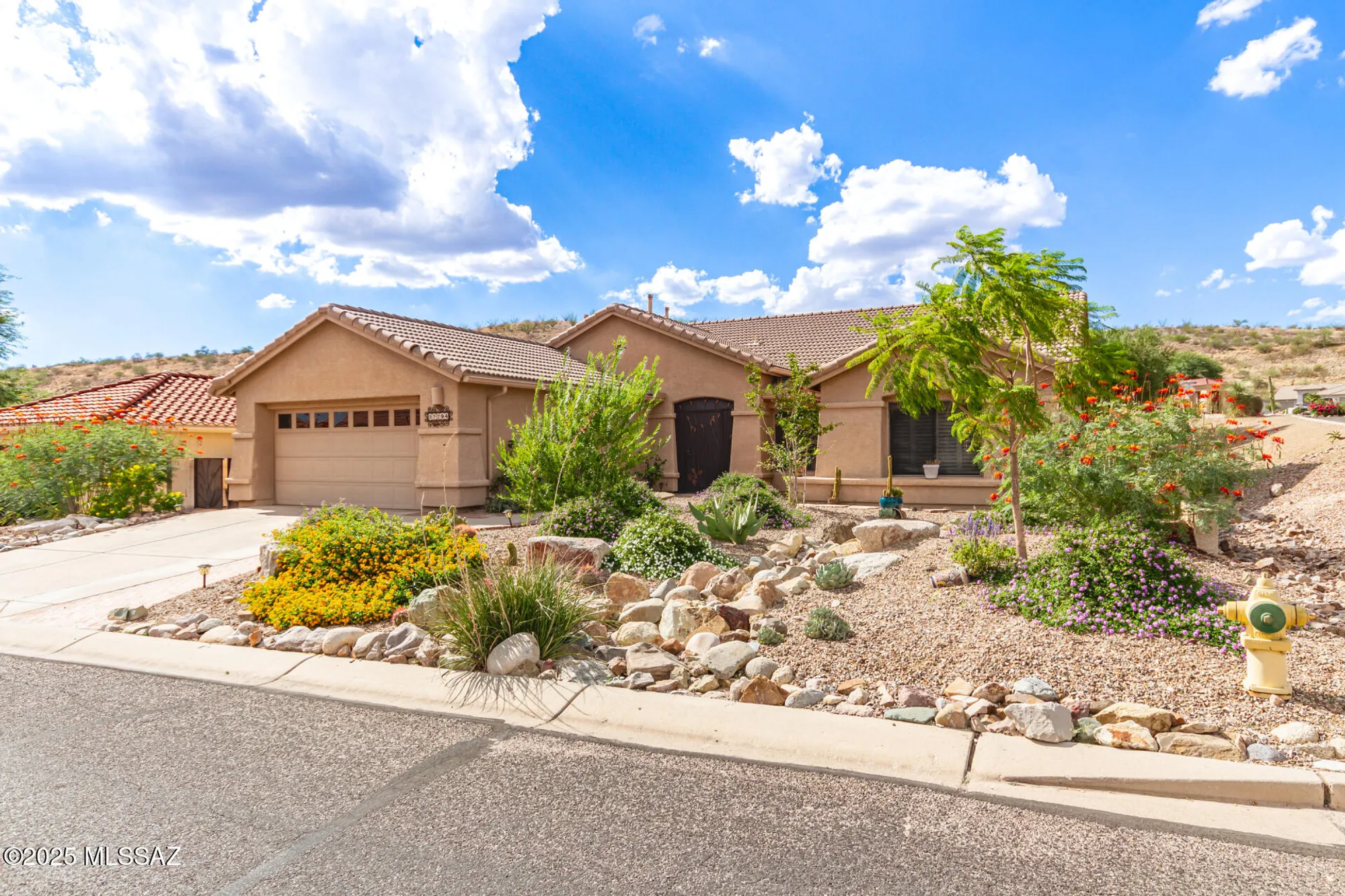Property Slideshow image 2 of 36 | 37794 s skyline dr, Saddlebrooke, AZ, 85739