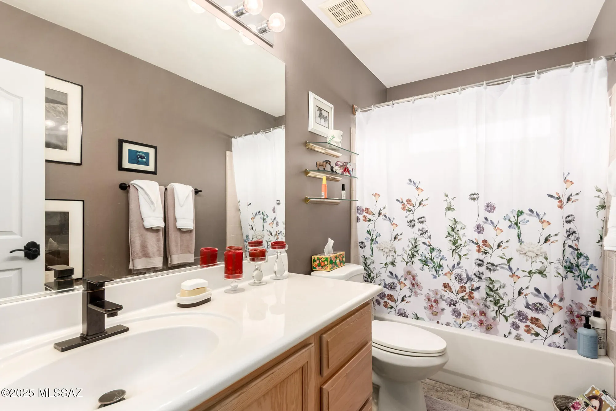 Property Slideshow image 17 of 36 | 37794 s skyline dr, Saddlebrooke, AZ, 85739