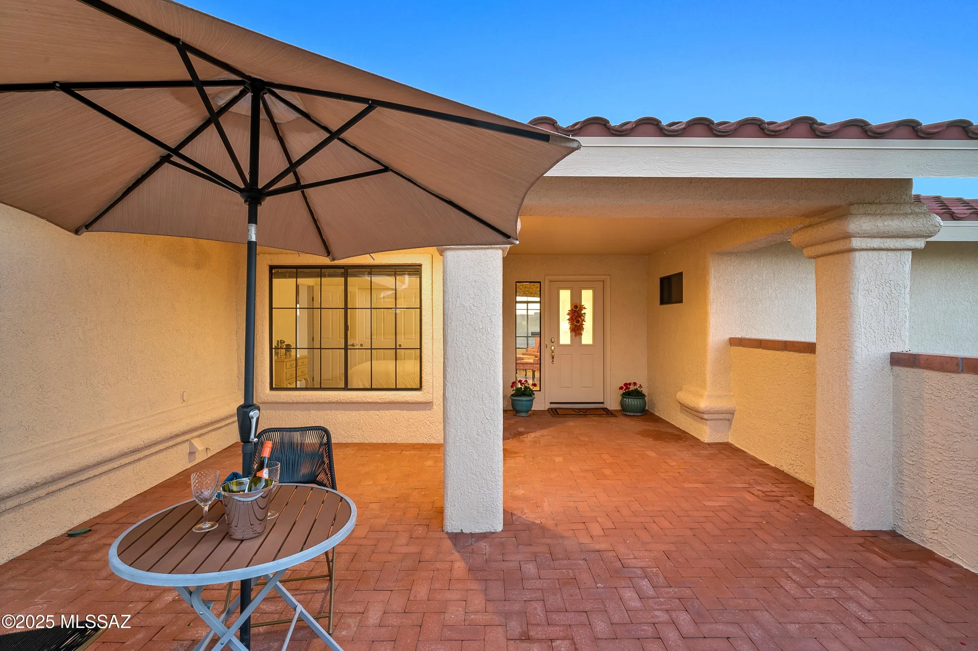 Property Slideshow image 5 of 34 | 826 e desert glen dr, Oro Valley, AZ, 85755