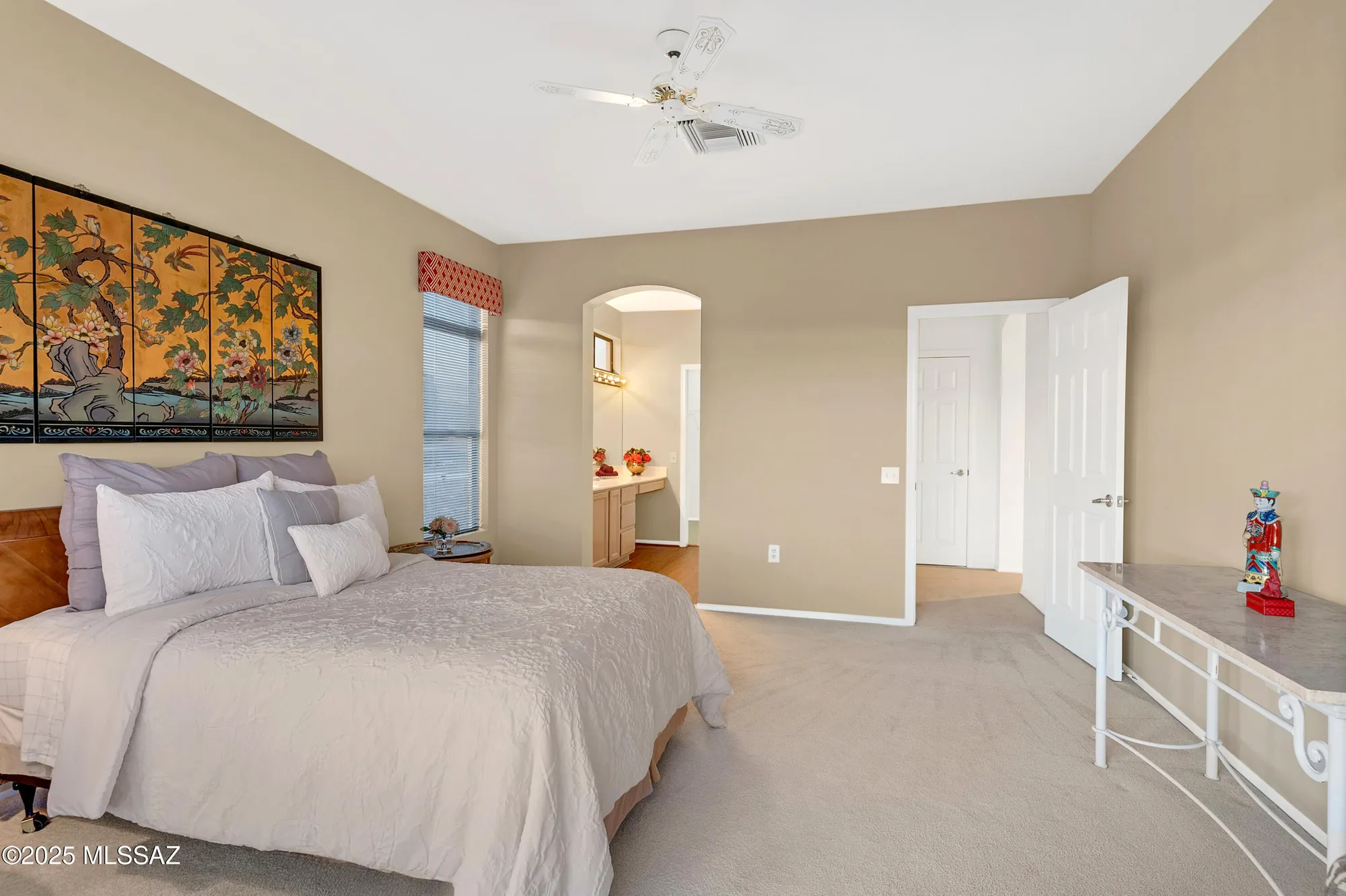 Property Slideshow image 23 of 34 | 826 e desert glen dr, Oro Valley, AZ, 85755