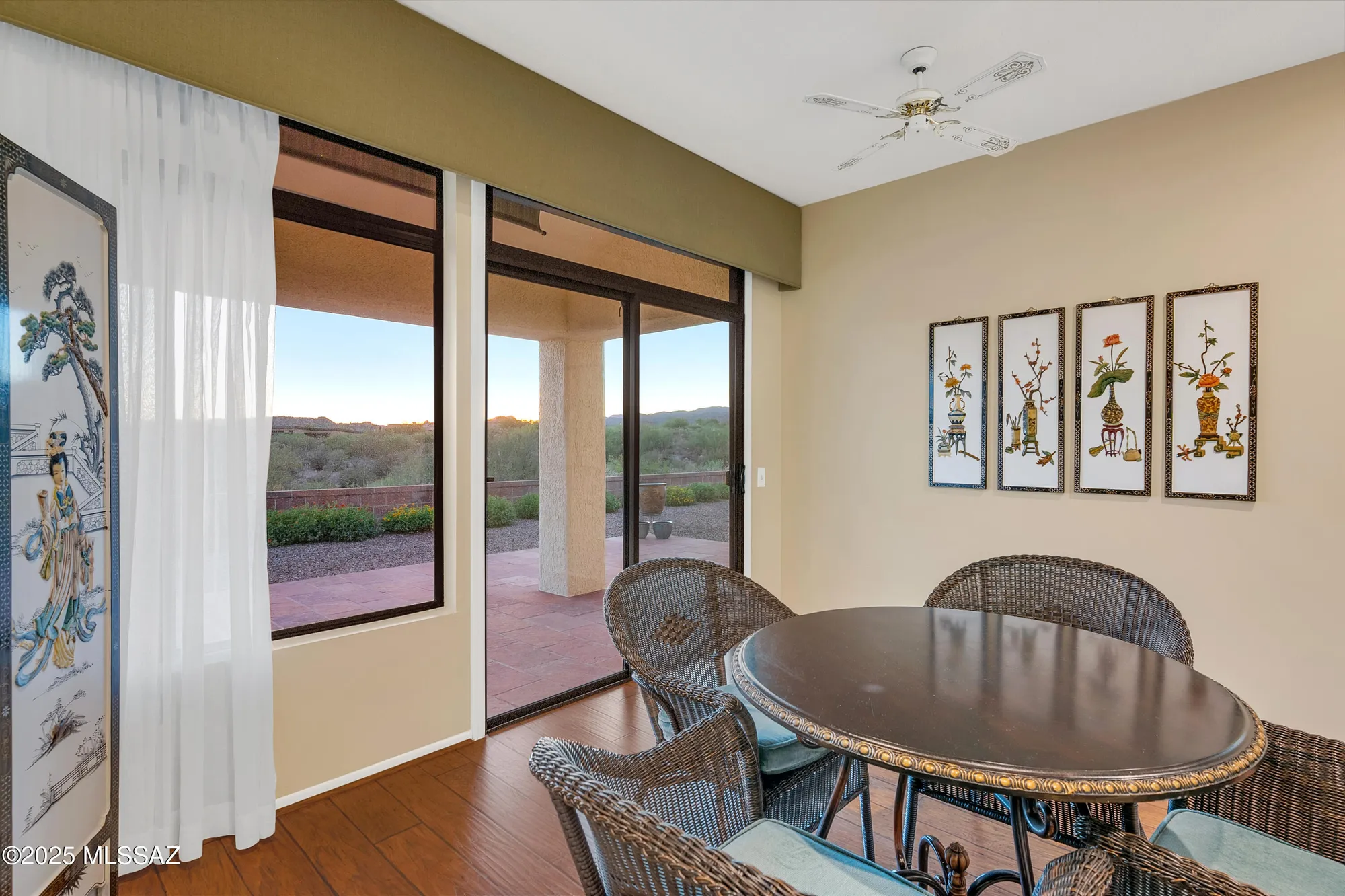Property Slideshow image 16 of 34 | 826 e desert glen dr, Oro Valley, AZ, 85755