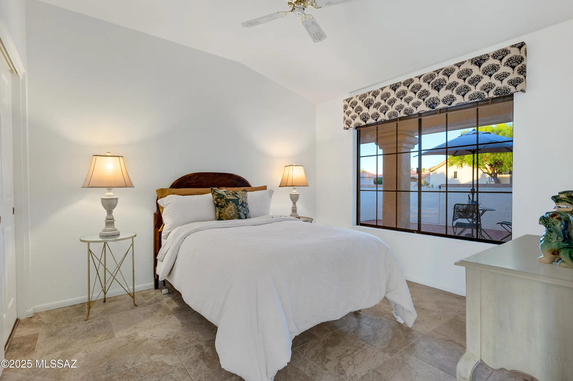 Property Slideshow image 27 of 34 | 826 e desert glen dr, Oro Valley, AZ, 85755