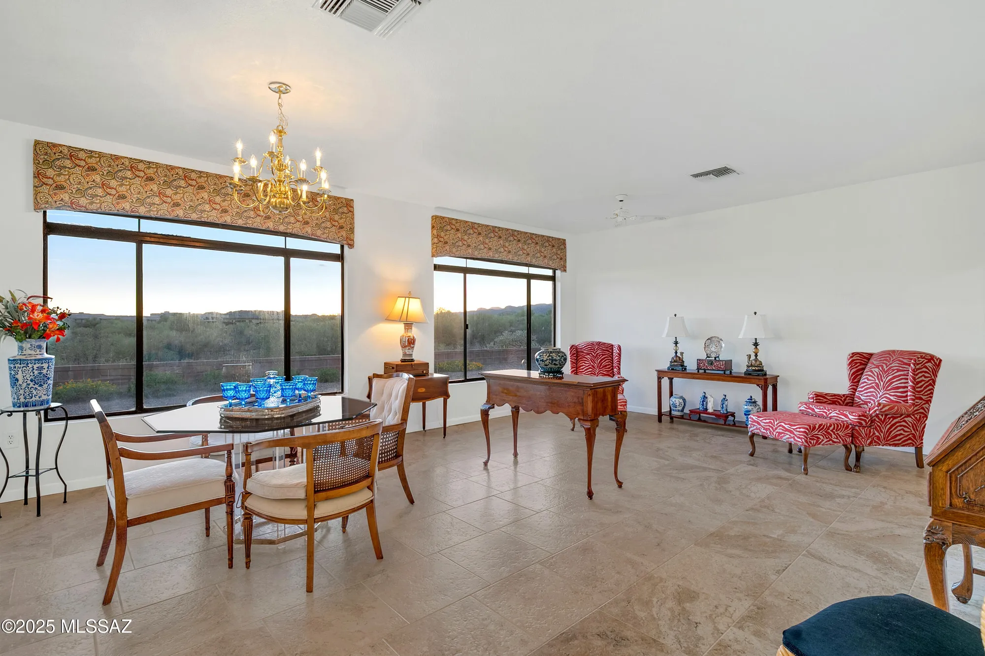 Property Slideshow image 12 of 34 | 826 e desert glen dr, Oro Valley, AZ, 85755