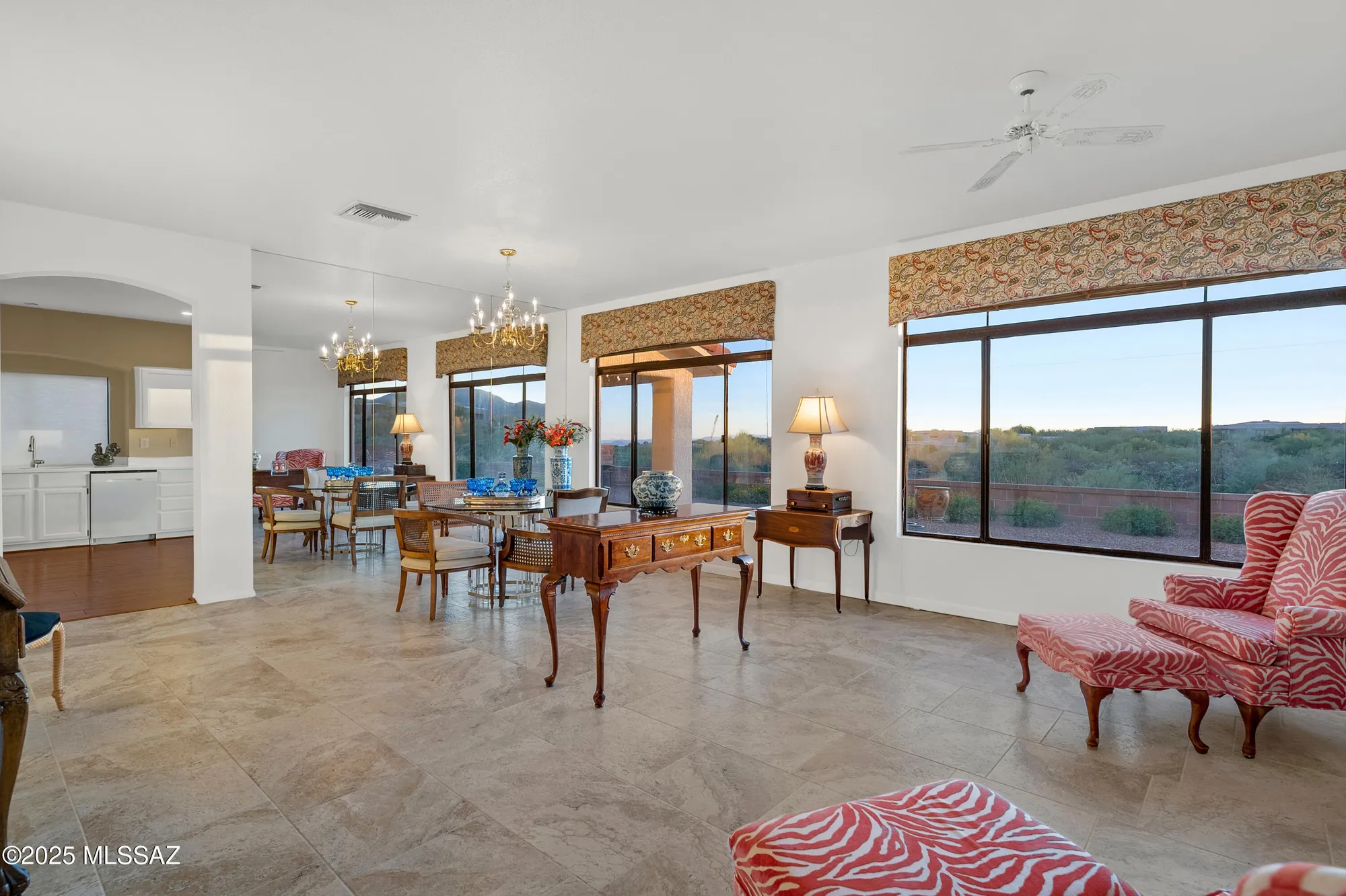 Property Slideshow image 10 of 34 | 826 e desert glen dr, Oro Valley, AZ, 85755