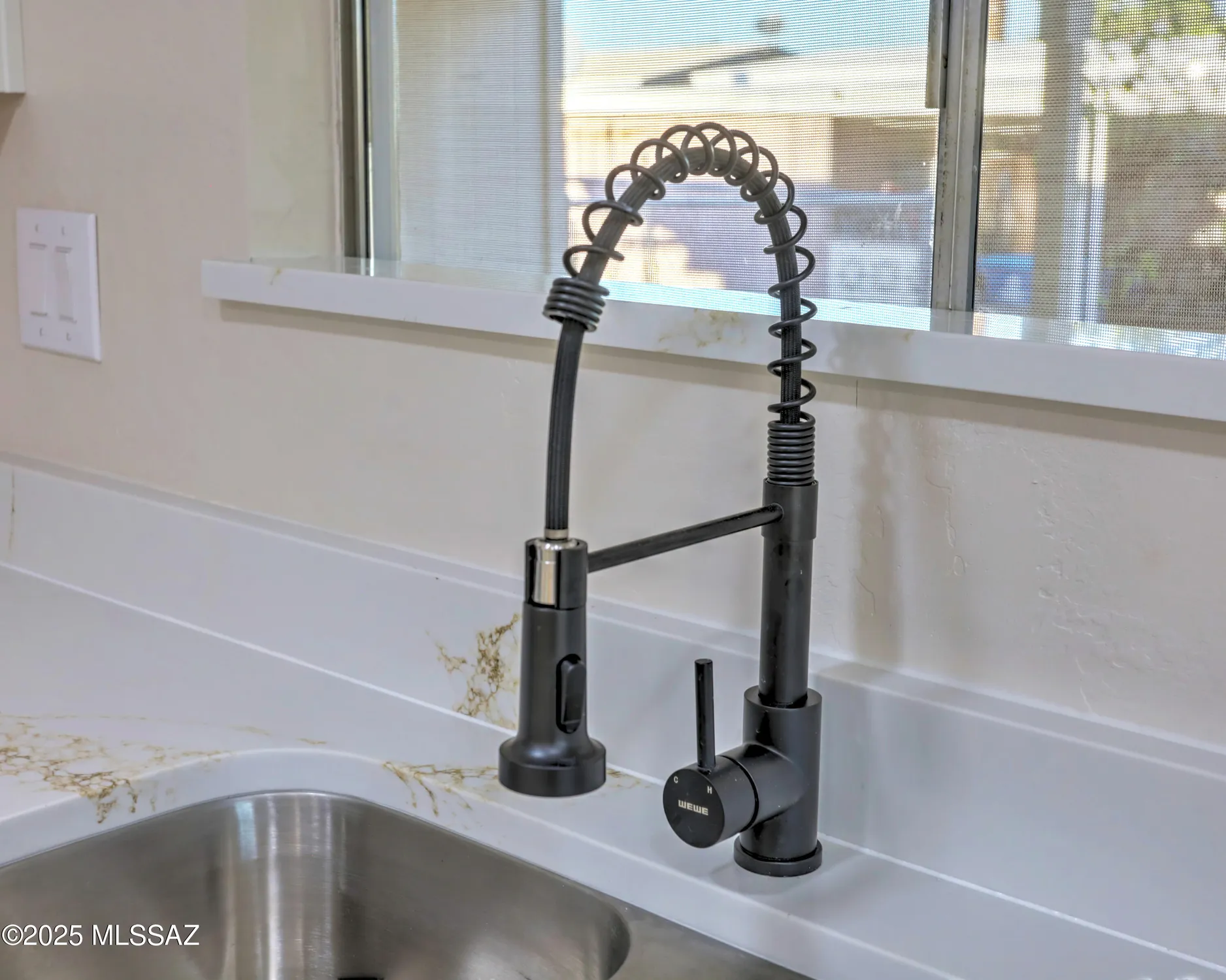 Property Slideshow image 9 of 43 | 42 w pinon dr, Green Valley, AZ, 85614