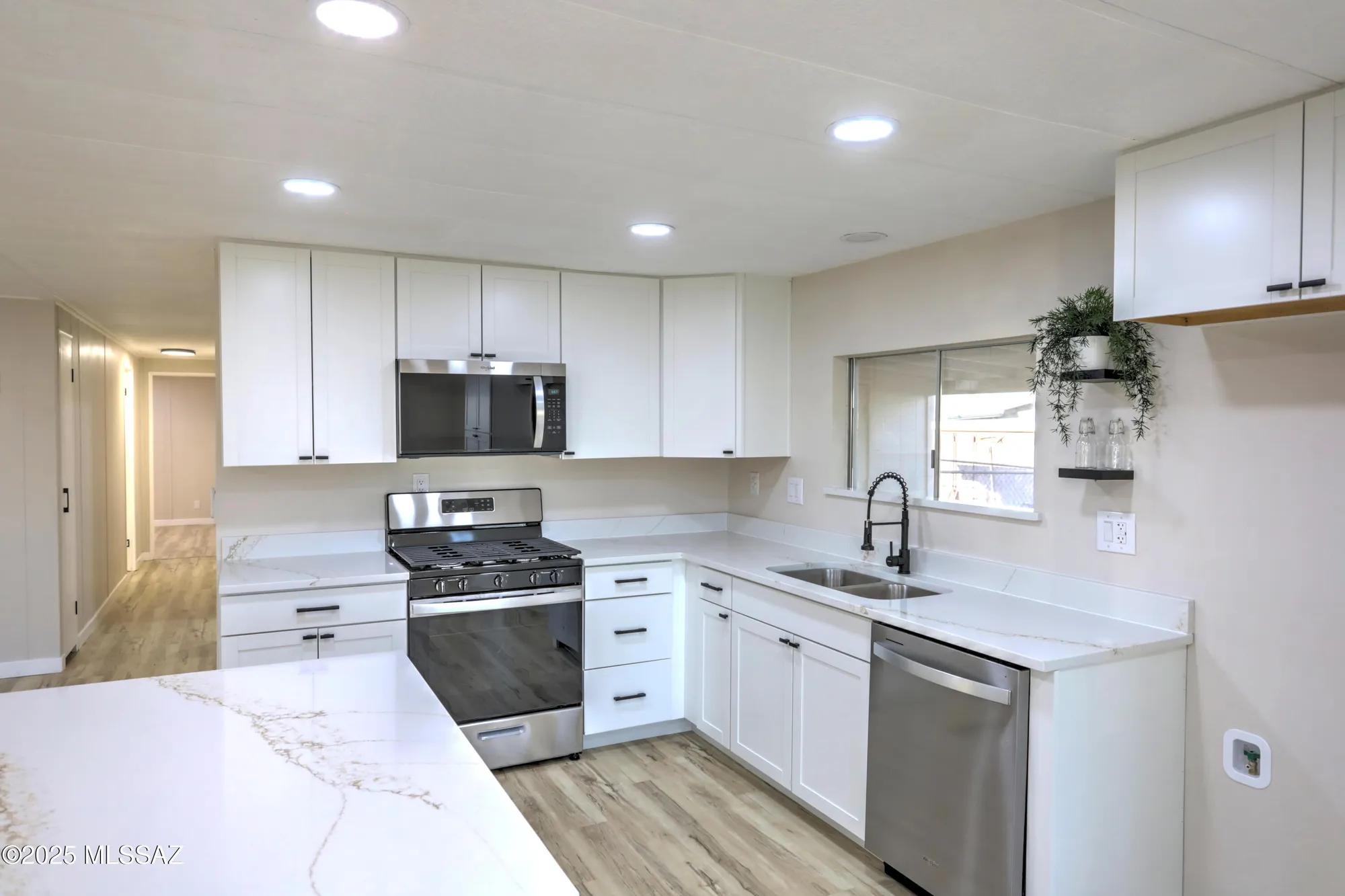 Property Slideshow image 6 of 43 | 42 w pinon dr, Green Valley, AZ, 85614