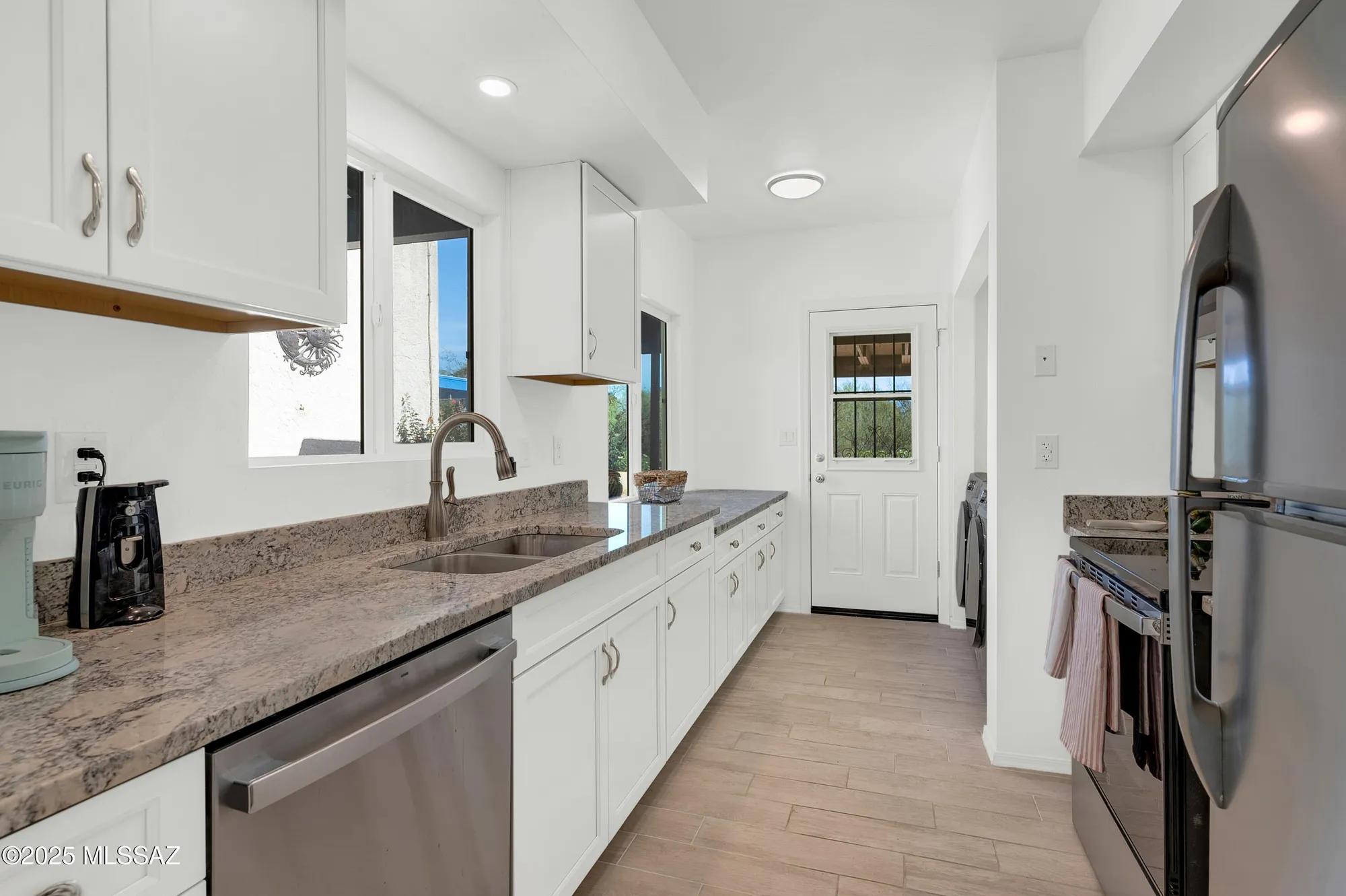 Property Slideshow image 3 of 26 | 443 n calle del chancero, Green Valley, AZ, 85614