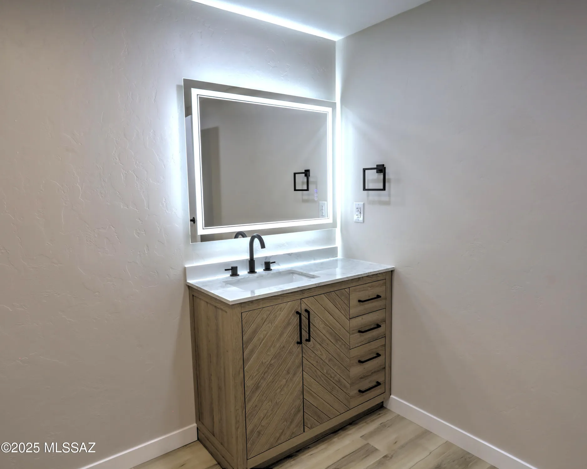 Property Slideshow image 24 of 43 | 42 w pinon dr, Green Valley, AZ, 85614