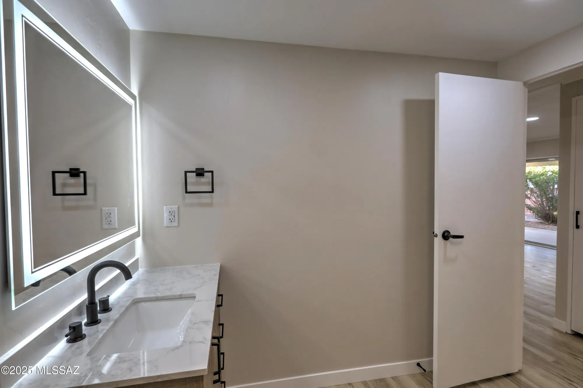 Property Slideshow image 25 of 43 | 42 w pinon dr, Green Valley, AZ, 85614