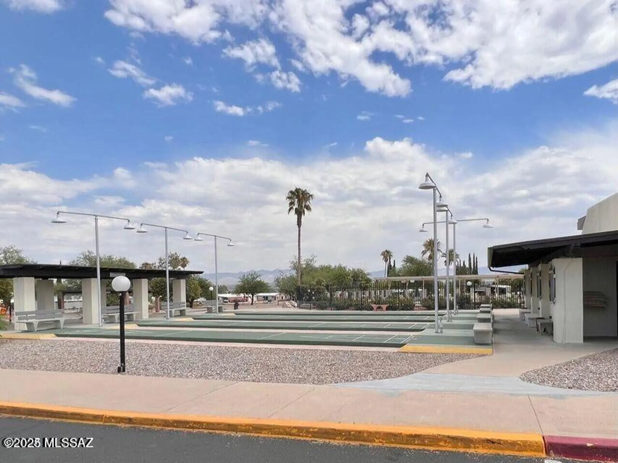 Property Slideshow image 42 of 43 | 42 w pinon dr, Green Valley, AZ, 85614