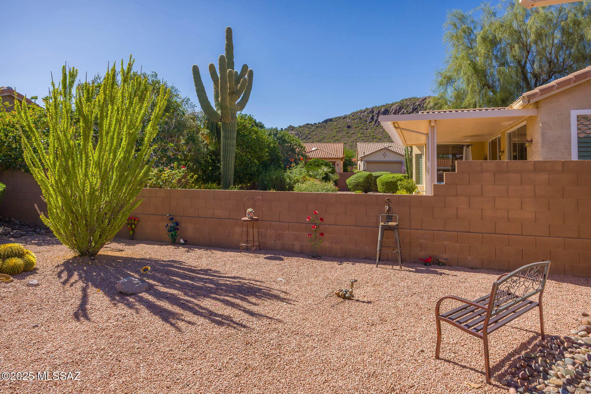 Property Slideshow image 20 of 25 | 8103 w greensleeves way, Tucson, AZ, 85743