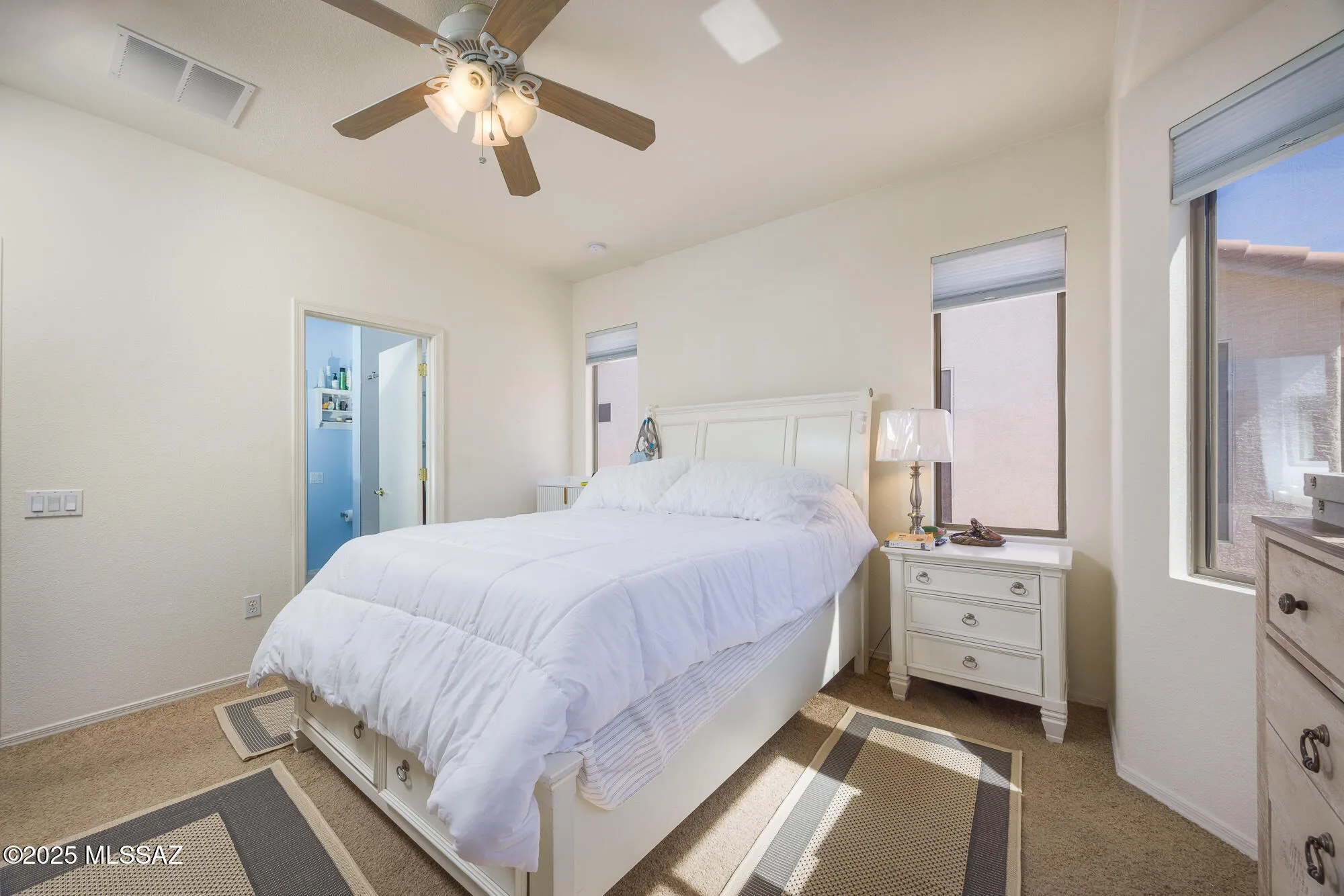 Property Slideshow image 10 of 25 | 8103 w greensleeves way, Tucson, AZ, 85743