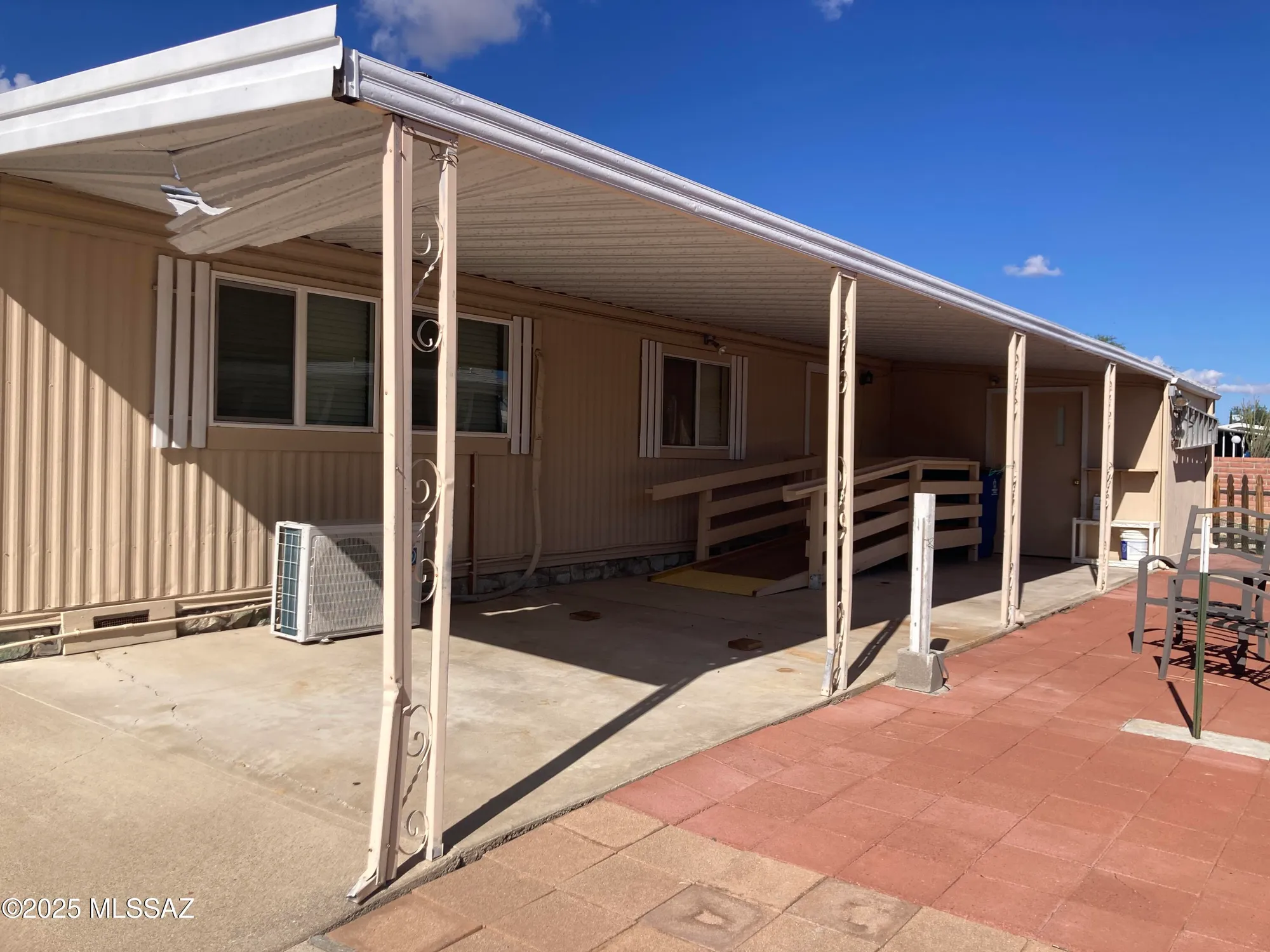 Property Slideshow image 2 of 18 | 176 w rama dr, Green Valley, AZ, 85614