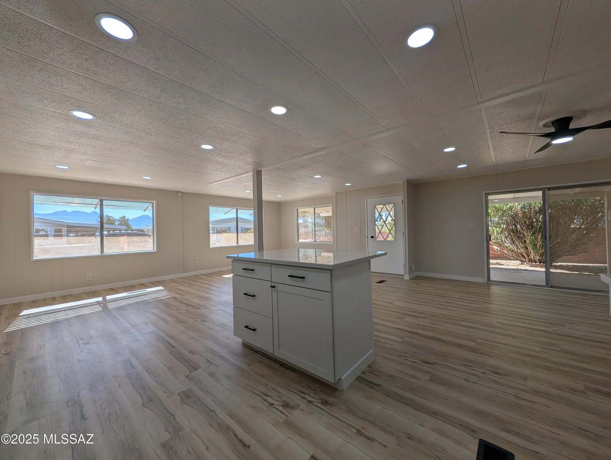 Property Slideshow image 11 of 43 | 42 w pinon dr, Green Valley, AZ, 85614