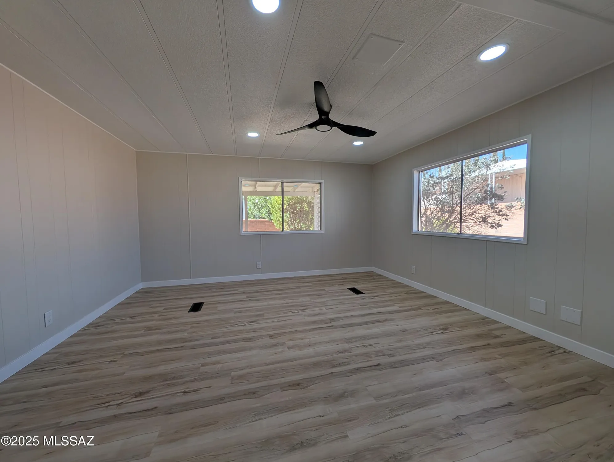 Property Slideshow image 20 of 43 | 42 w pinon dr, Green Valley, AZ, 85614