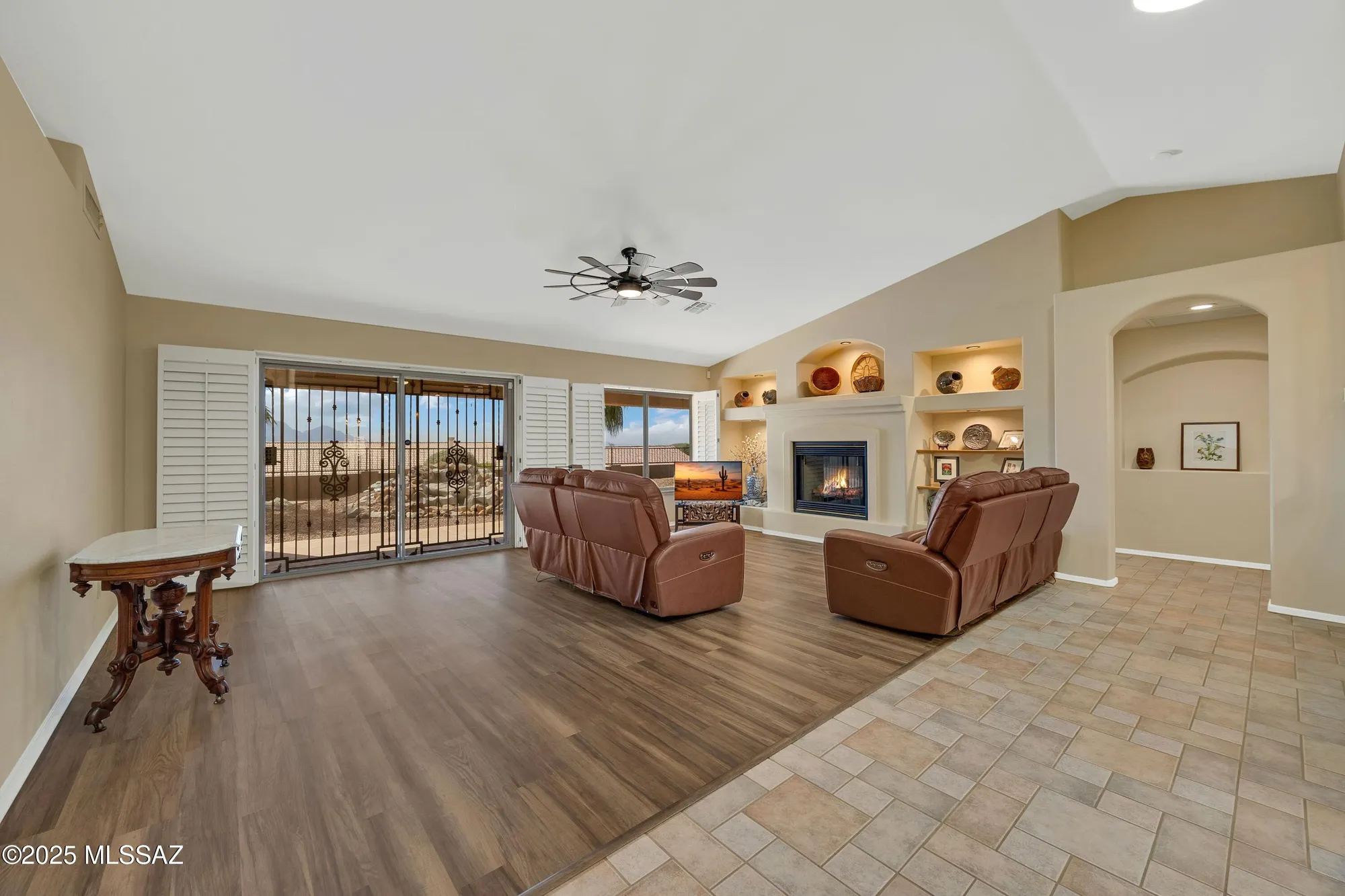 Property Slideshow image 8 of 50 | 63347 e squash blossom ln, Tucson, AZ, 85739