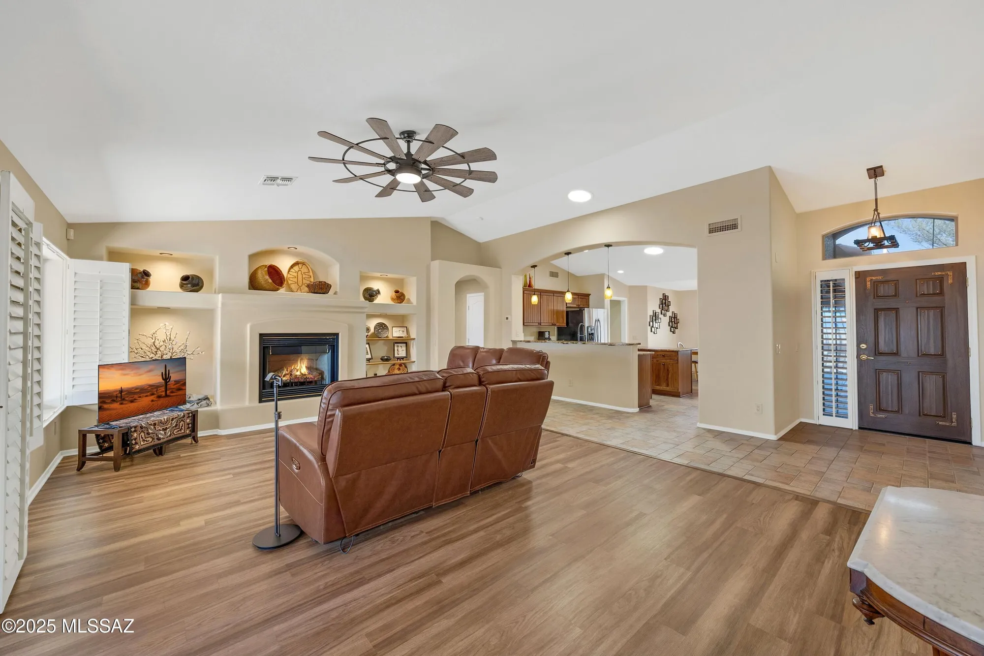 Property Slideshow image 12 of 50 | 63347 e squash blossom ln, Tucson, AZ, 85739