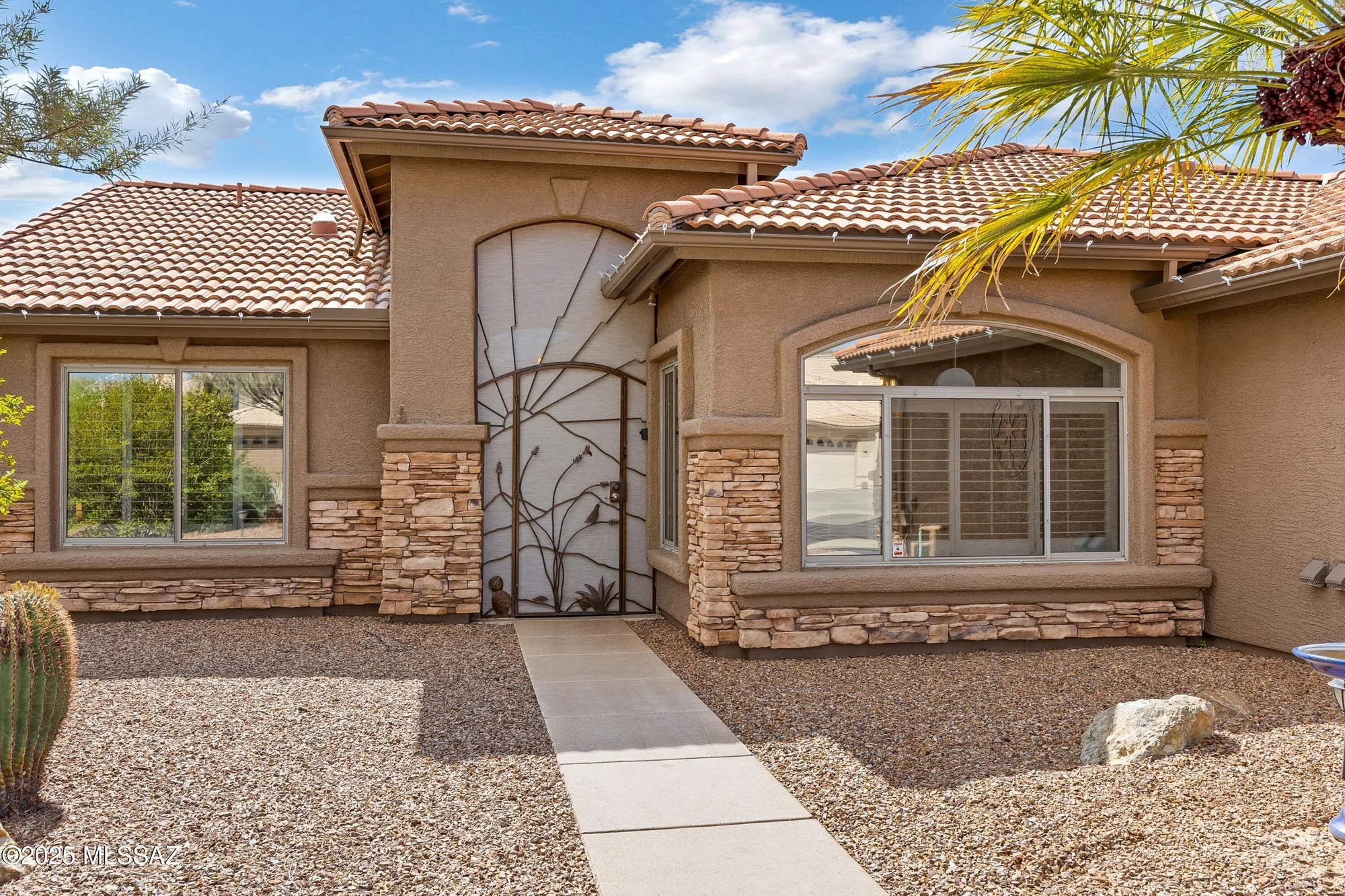 Property Slideshow image 5 of 50 | 63347 e squash blossom ln, Tucson, AZ, 85739