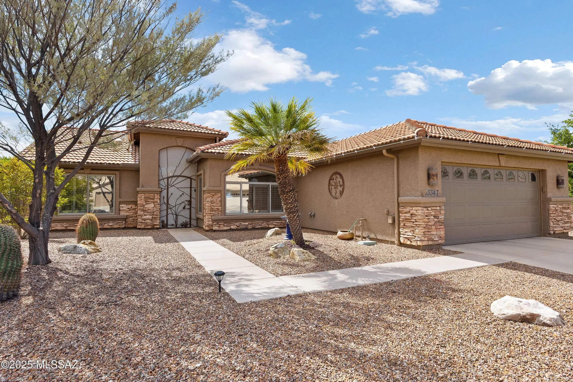 Property Slideshow image 4 of 50 | 63347 e squash blossom ln, Tucson, AZ, 85739