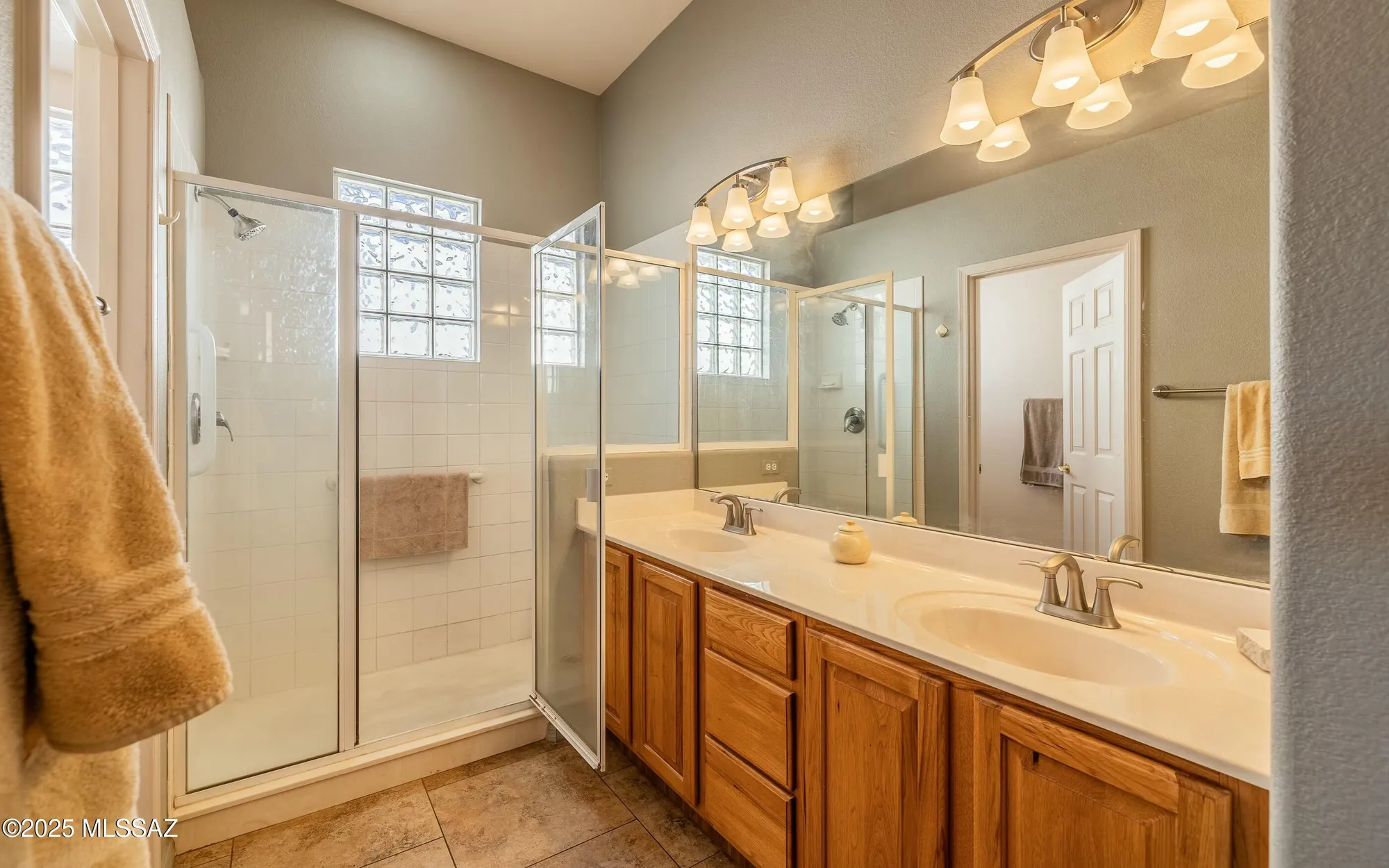 Property Slideshow image 17 of 35 | 12899 n eagle mesa pl, Marana, AZ, 85658