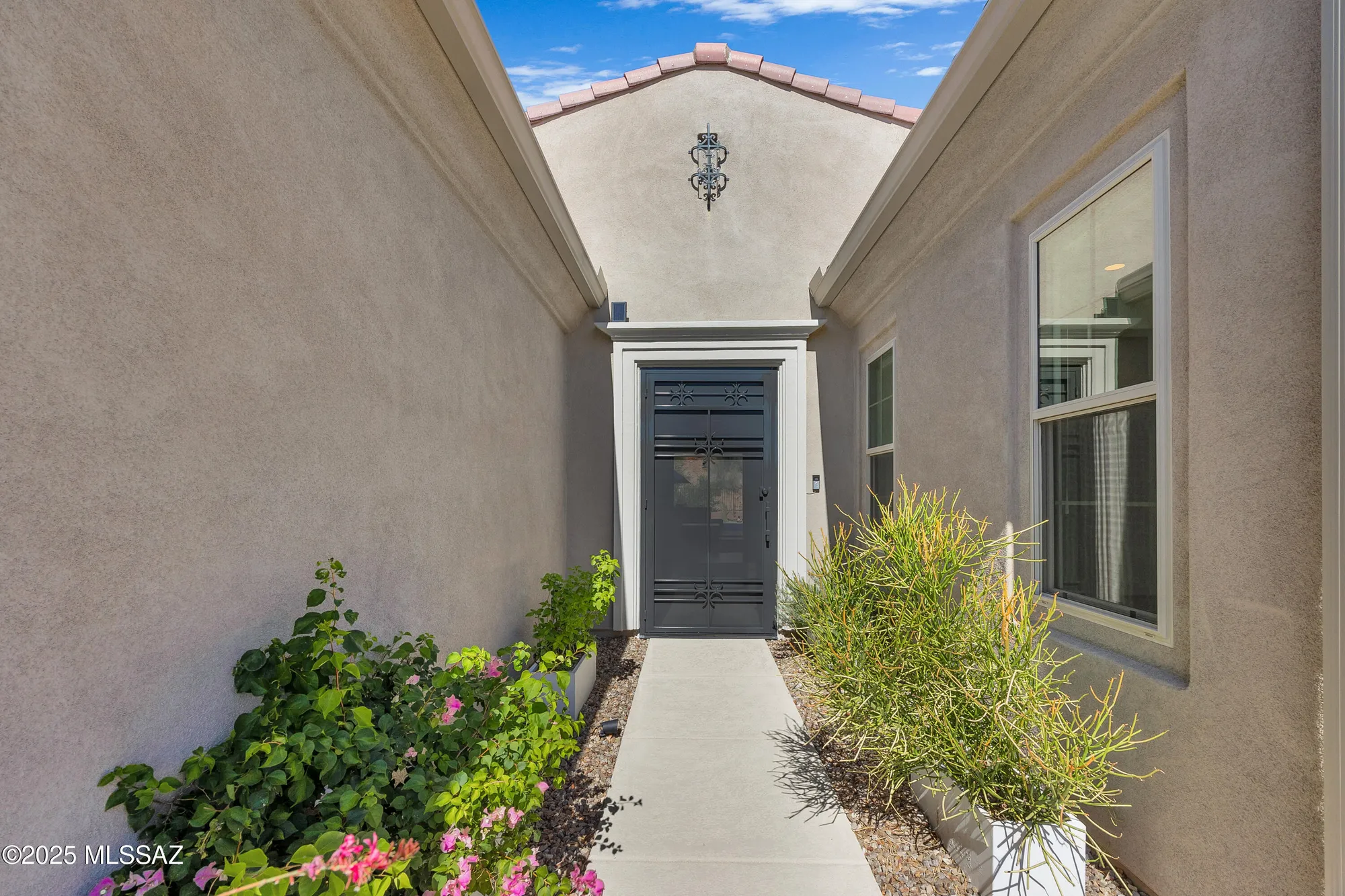 Property Slideshow image 4 of 50 | 66470 e peregrine pl, Tucson, AZ, 85739