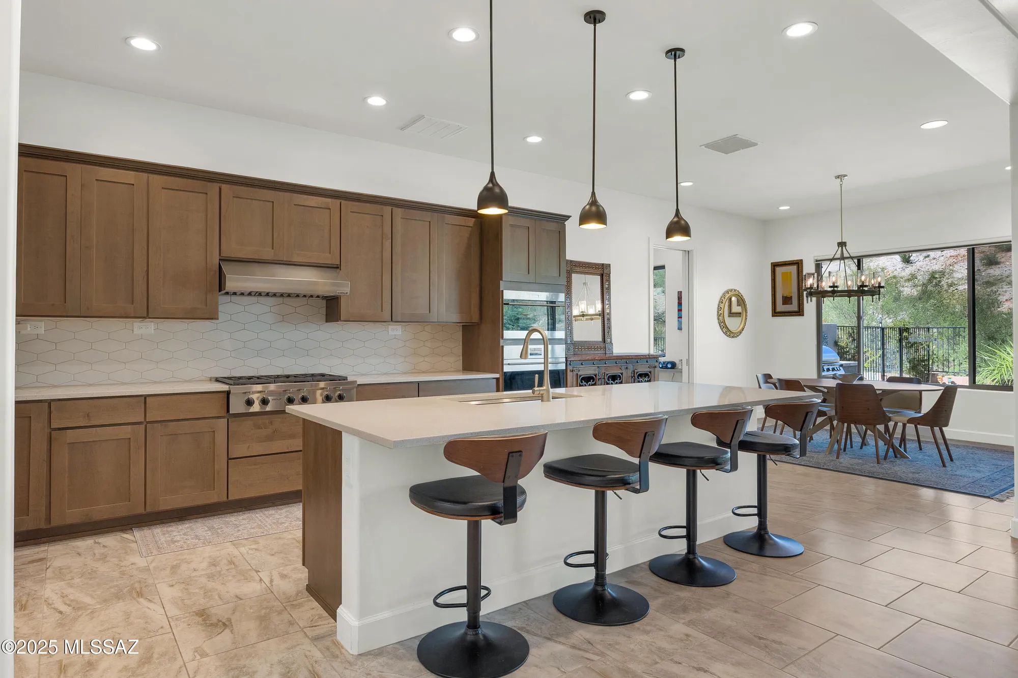 Property Slideshow image 10 of 50 | 66470 e peregrine pl, Tucson, AZ, 85739