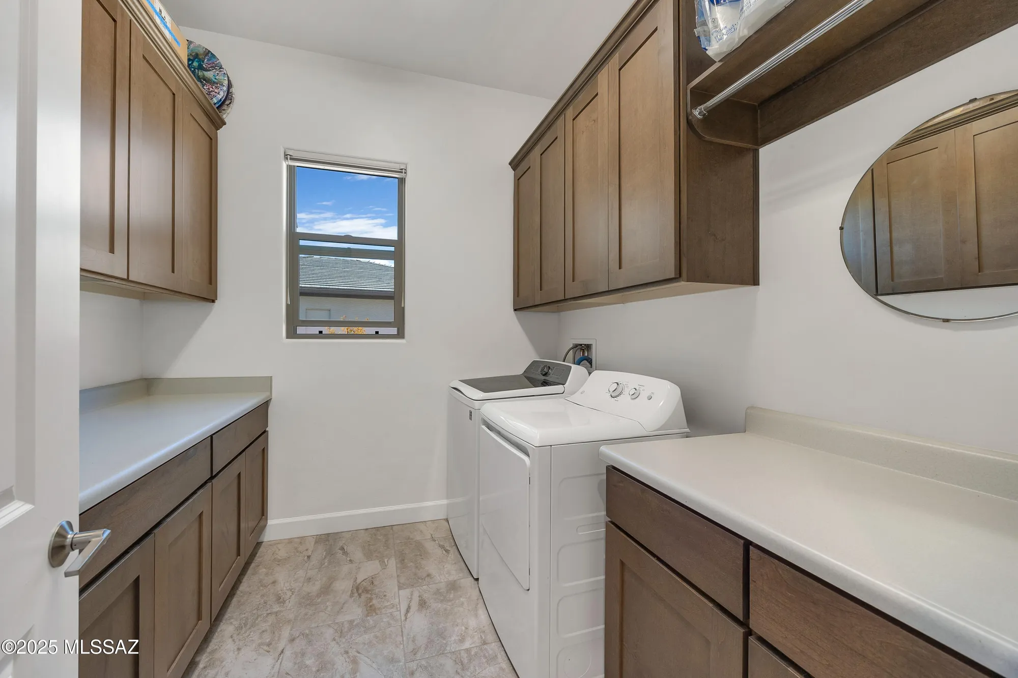 Property Slideshow image 19 of 50 | 66470 e peregrine pl, Tucson, AZ, 85739