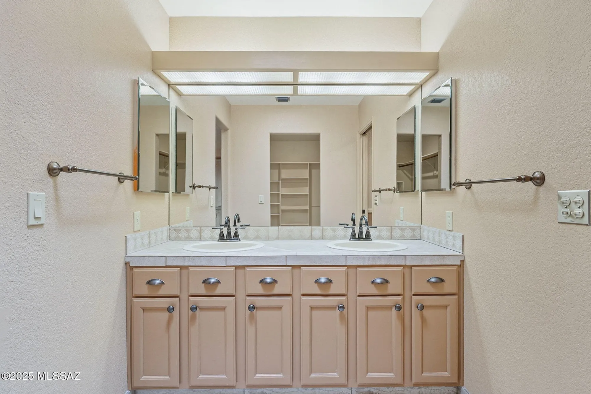 Property Slideshow image 29 of 50 | 1006 n paseo iris, Green Valley, AZ, 85614